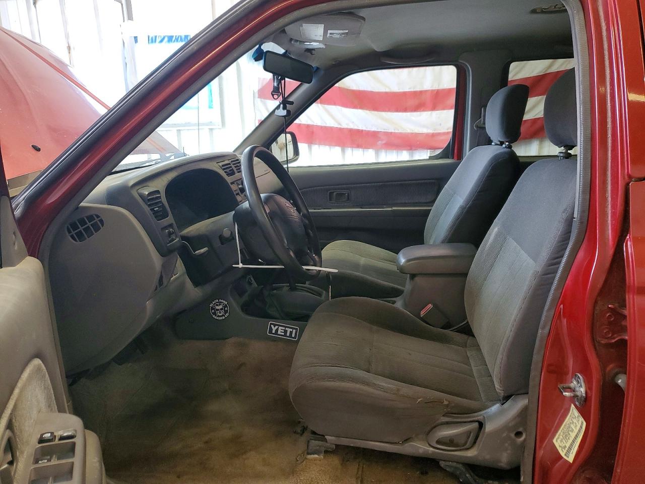 2000 Nissan Frontier Xe Red vin: 1N6ED27Y0YC349734