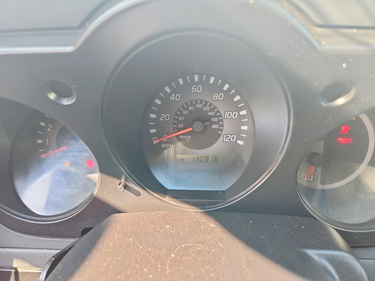 2003 Nissan Frontier Xe-v6 White vin: 1N6ED27Y23C404399
