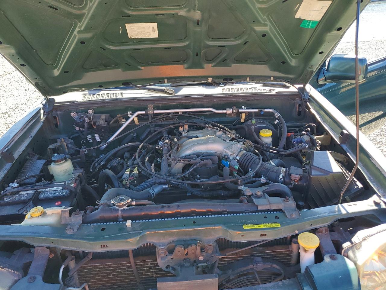 2001 Nissan Frontier Xe Green vin: 1N6ED27Y71C304540