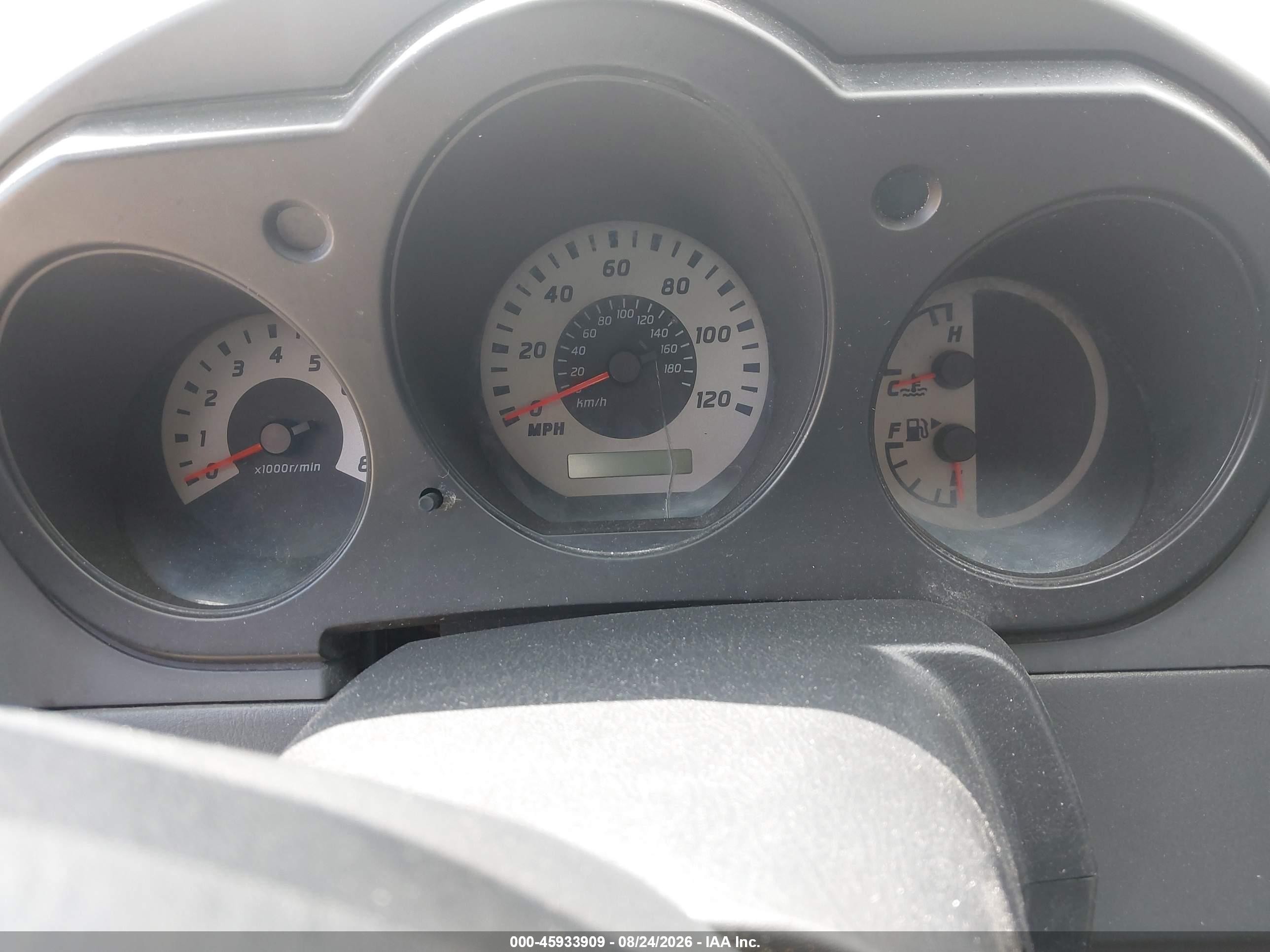 2004 Nissan Frontier Xe-v6 Beige vin: 1N6ED27Y74C423497
