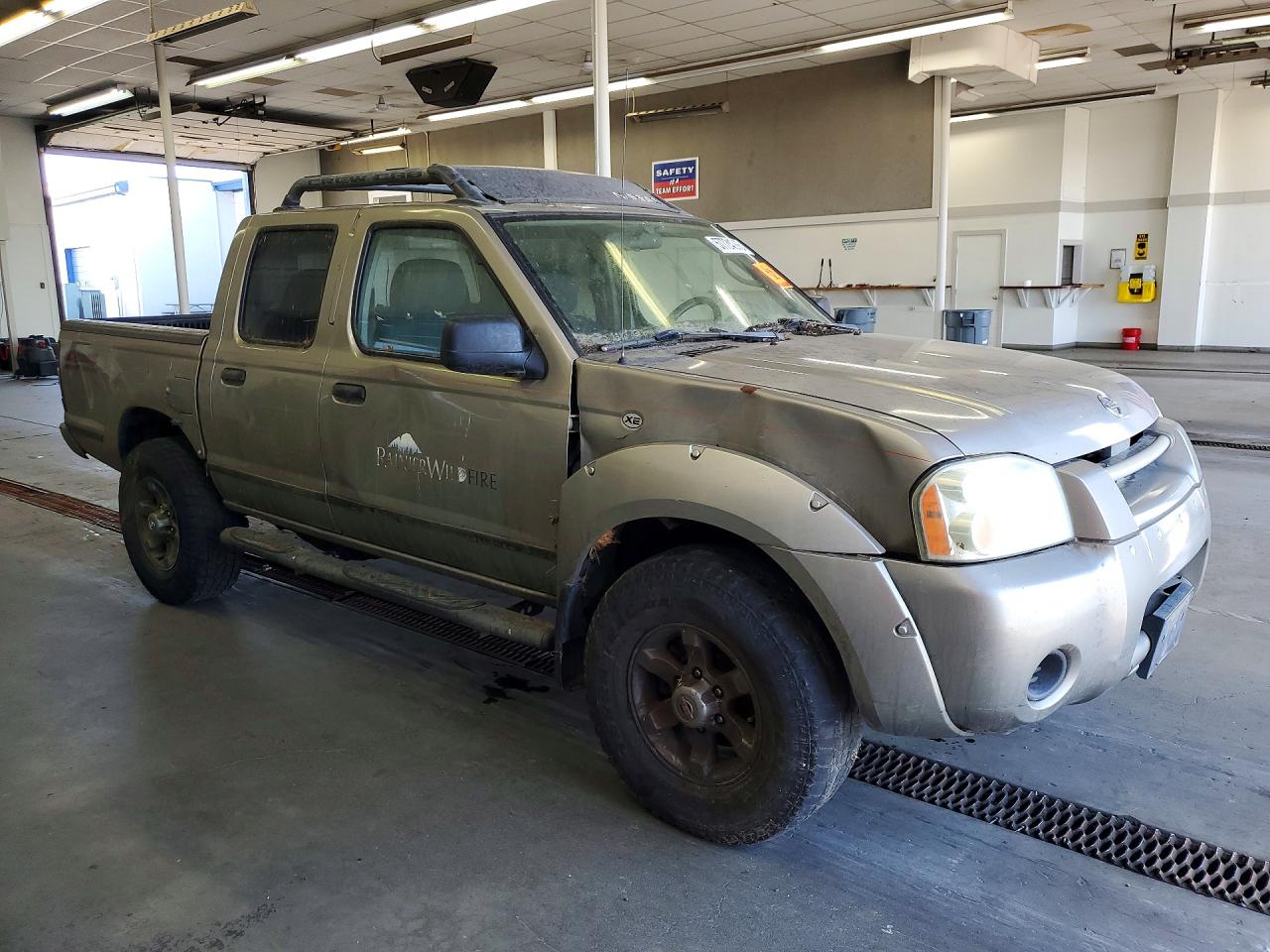 2004 Nissan Frontier Crew Cab Xe V6 Silver vin: 1N6ED27Y84C414419