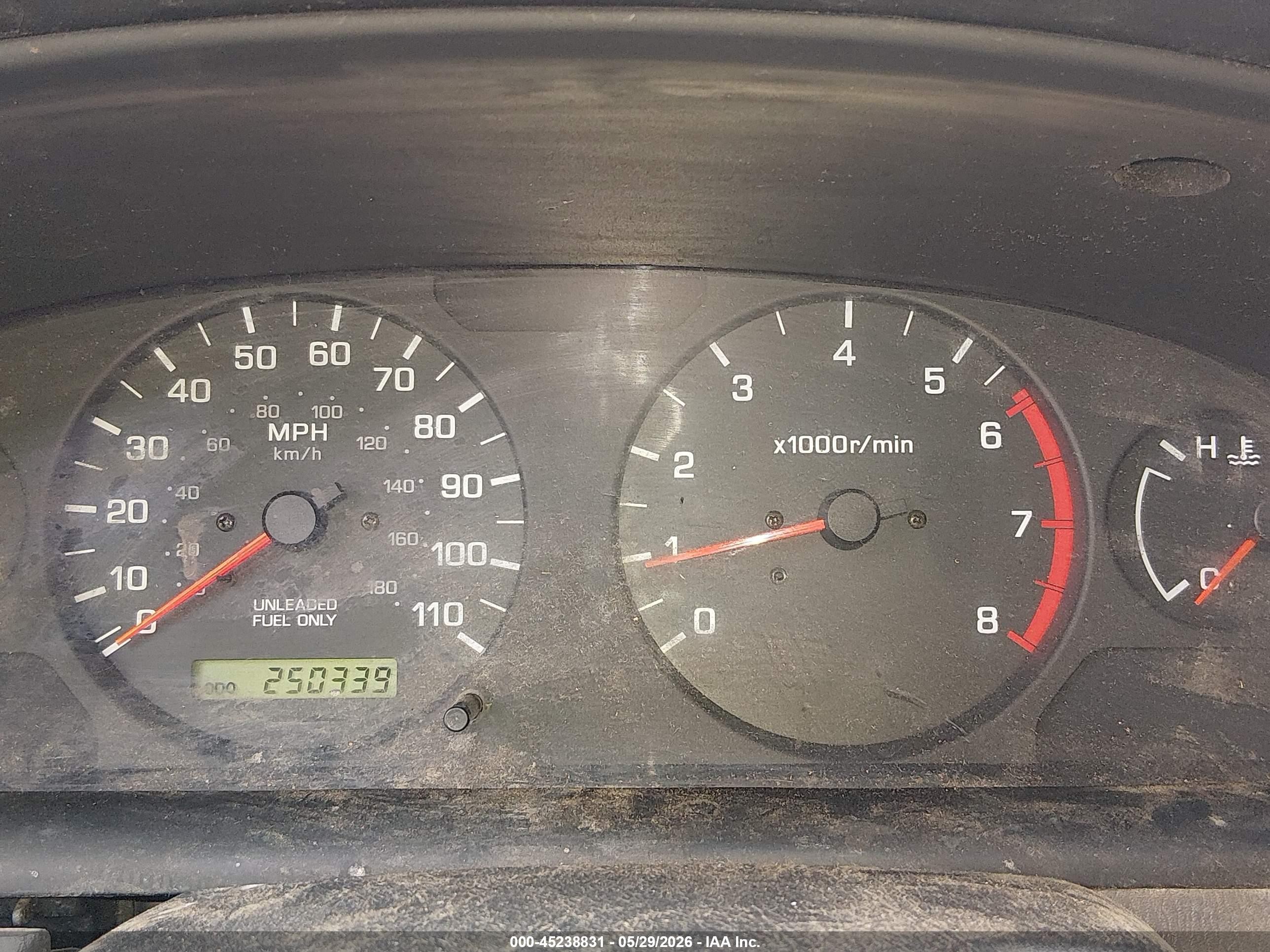 2000 Nissan Frontier Se-v6/xe-v6 Silver vin: 1N6ED27Y8YC343552