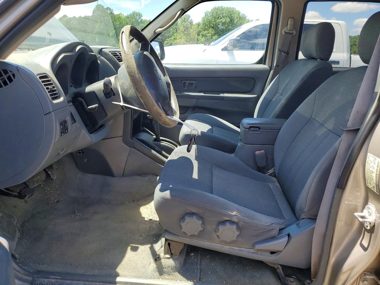 2004 Nissan Frontier Crew Cab Xe V6 Серебряный vin: 1N6ED29X04C411759