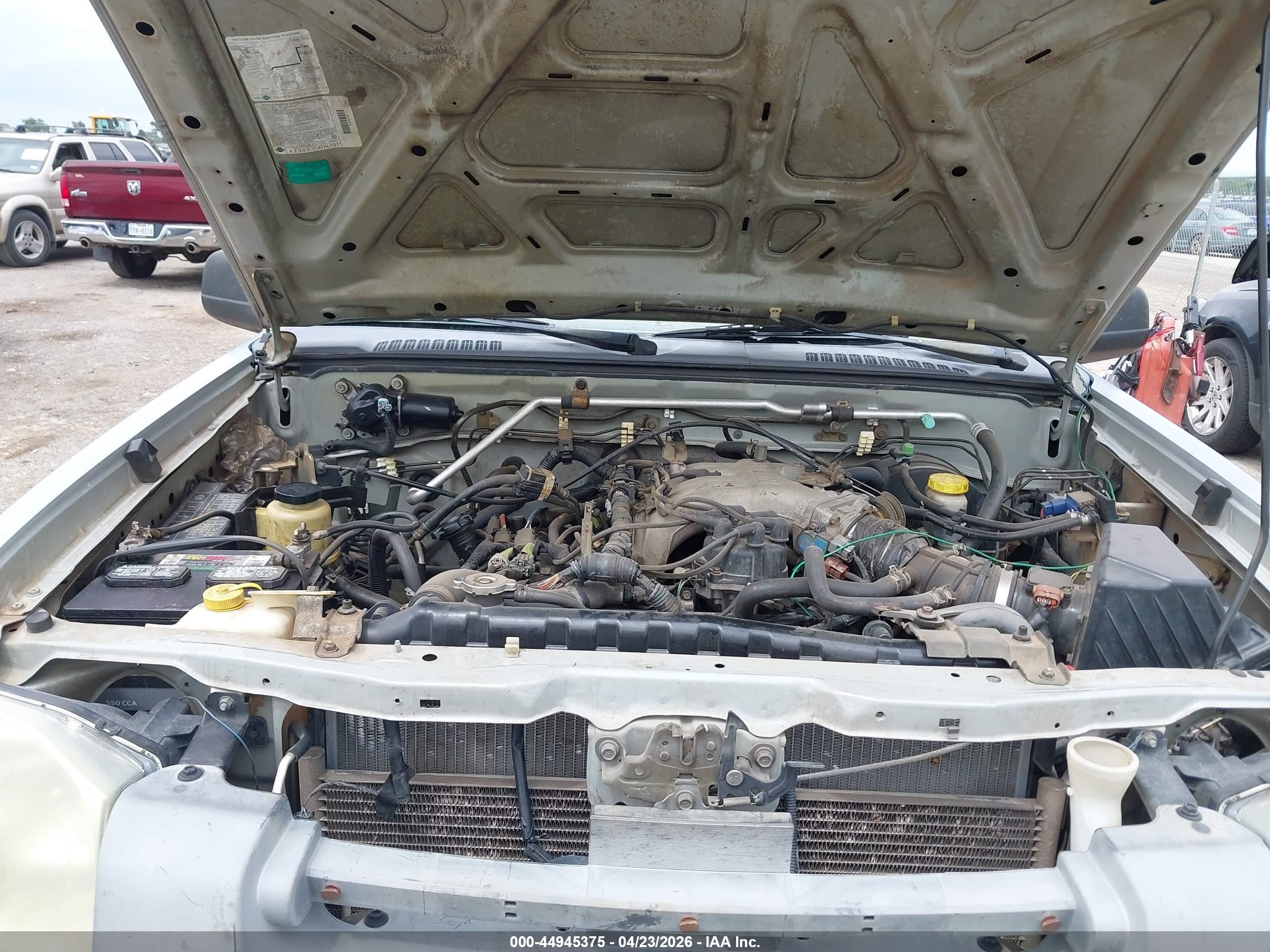 2002 Nissan Frontier Xe-v6 Silver vin: 1N6ED29X12C307536