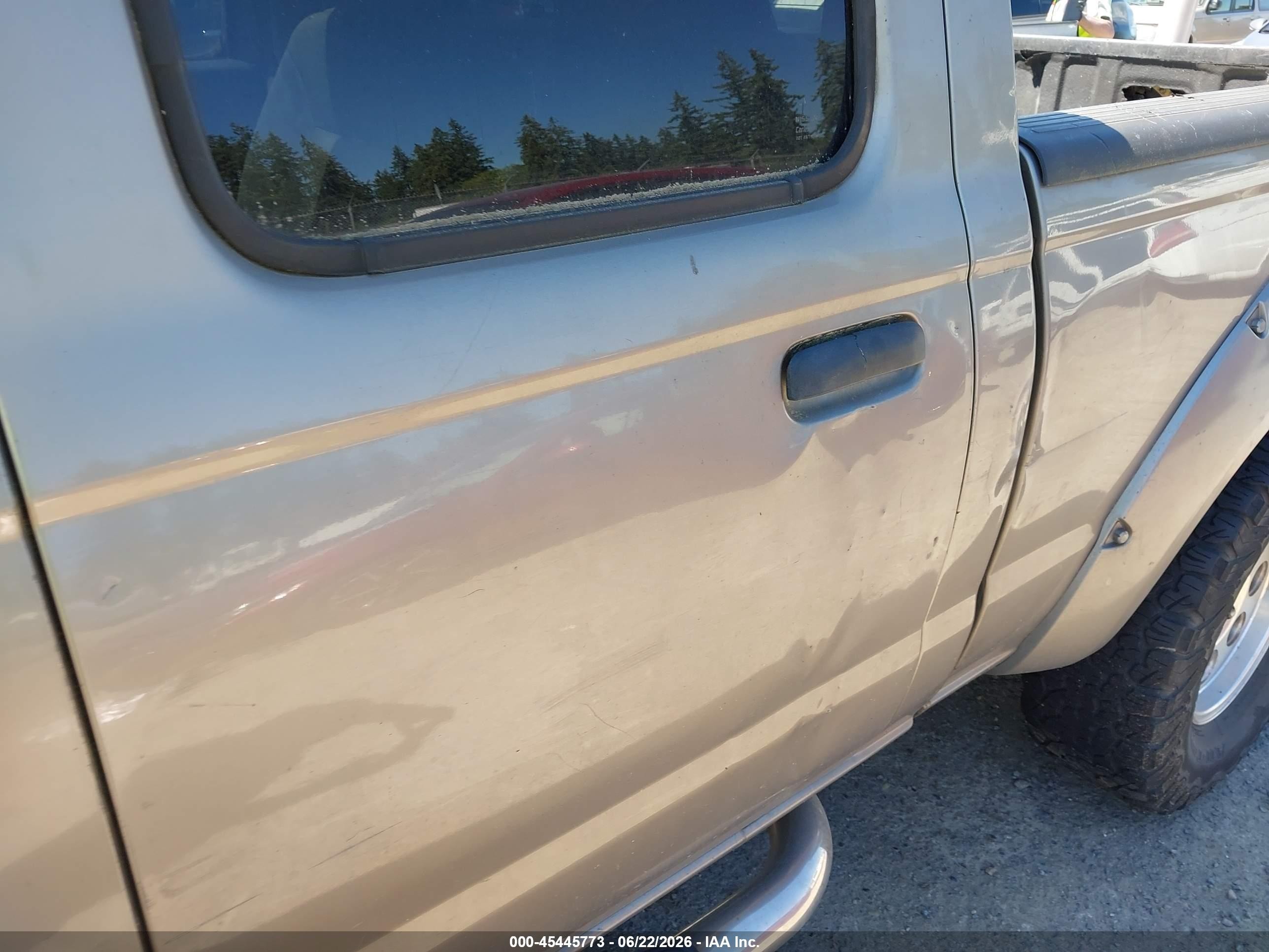 2004 Nissan Frontier Xe-v6 Gray vin: 1N6ED29X34C464164