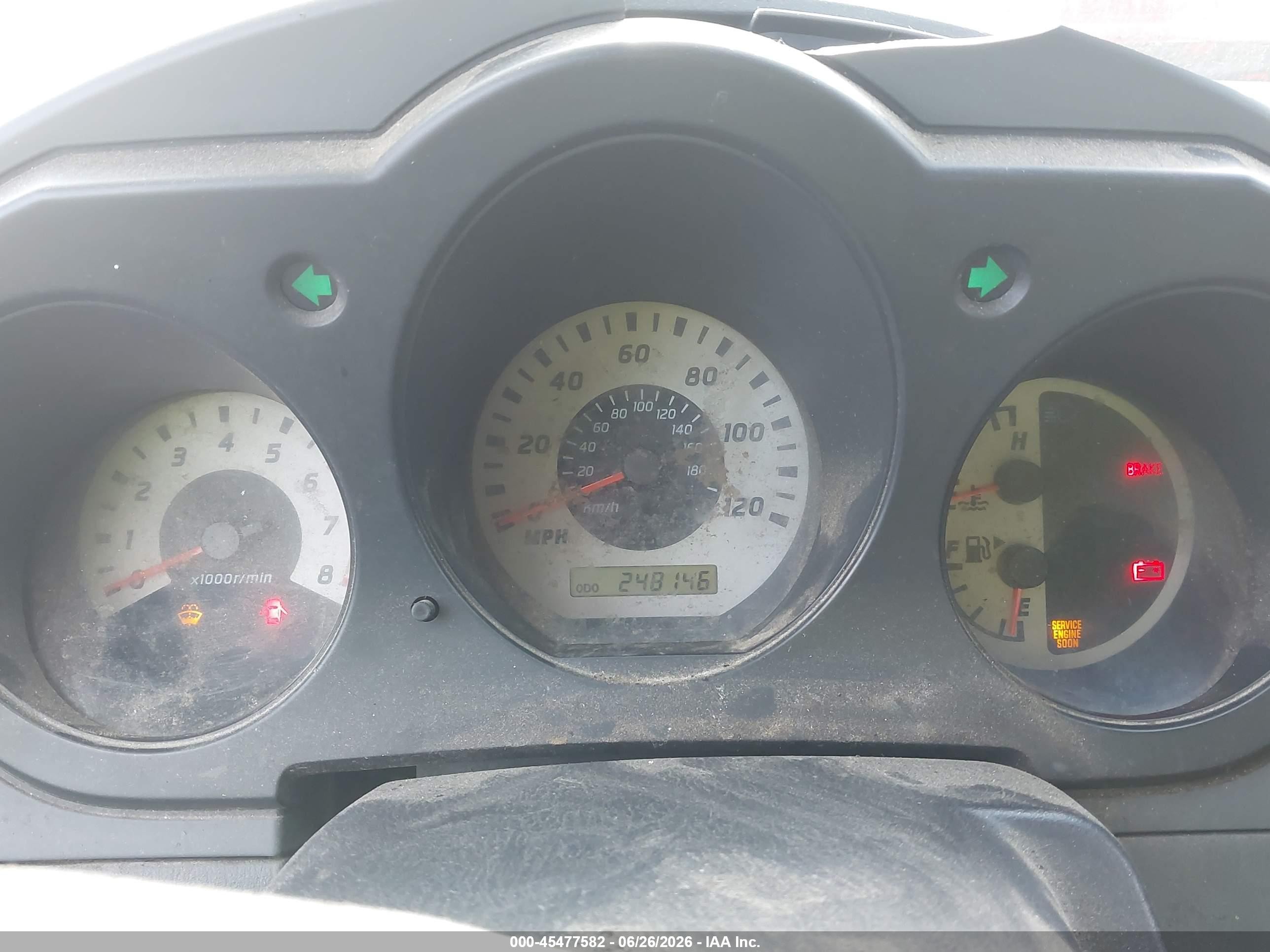 2004 Nissan Frontier Xe-v6 Burgundy vin: 1N6ED29X44C402238