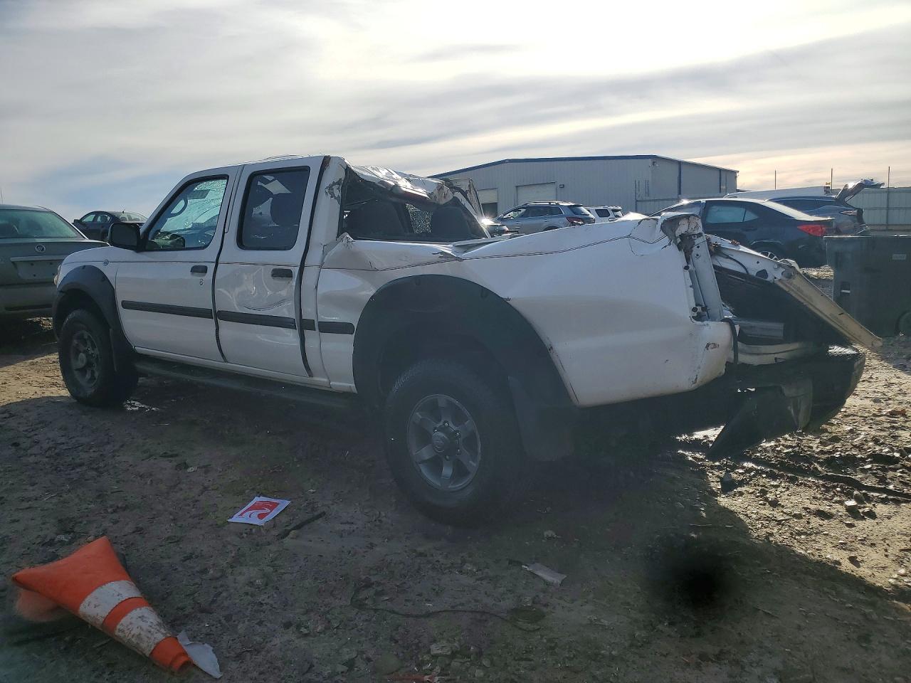 2002 Nissan Frontier Xe-v6 White vin: 1N6ED29X72C310103