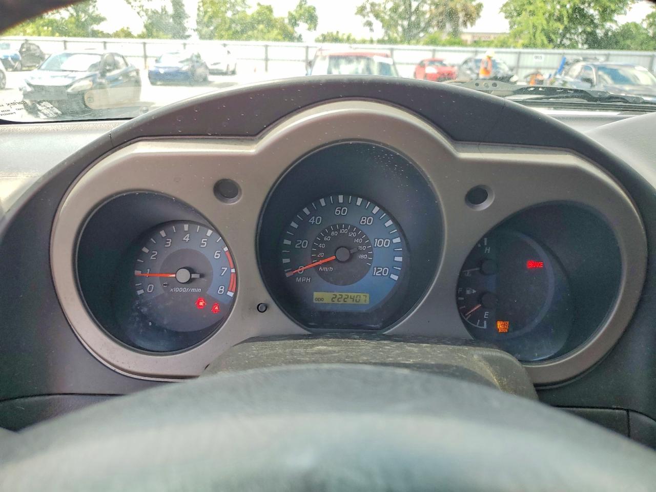 2002 Nissan Frontier Xe-v6 Серебряный vin: 1N6ED29X92C382873