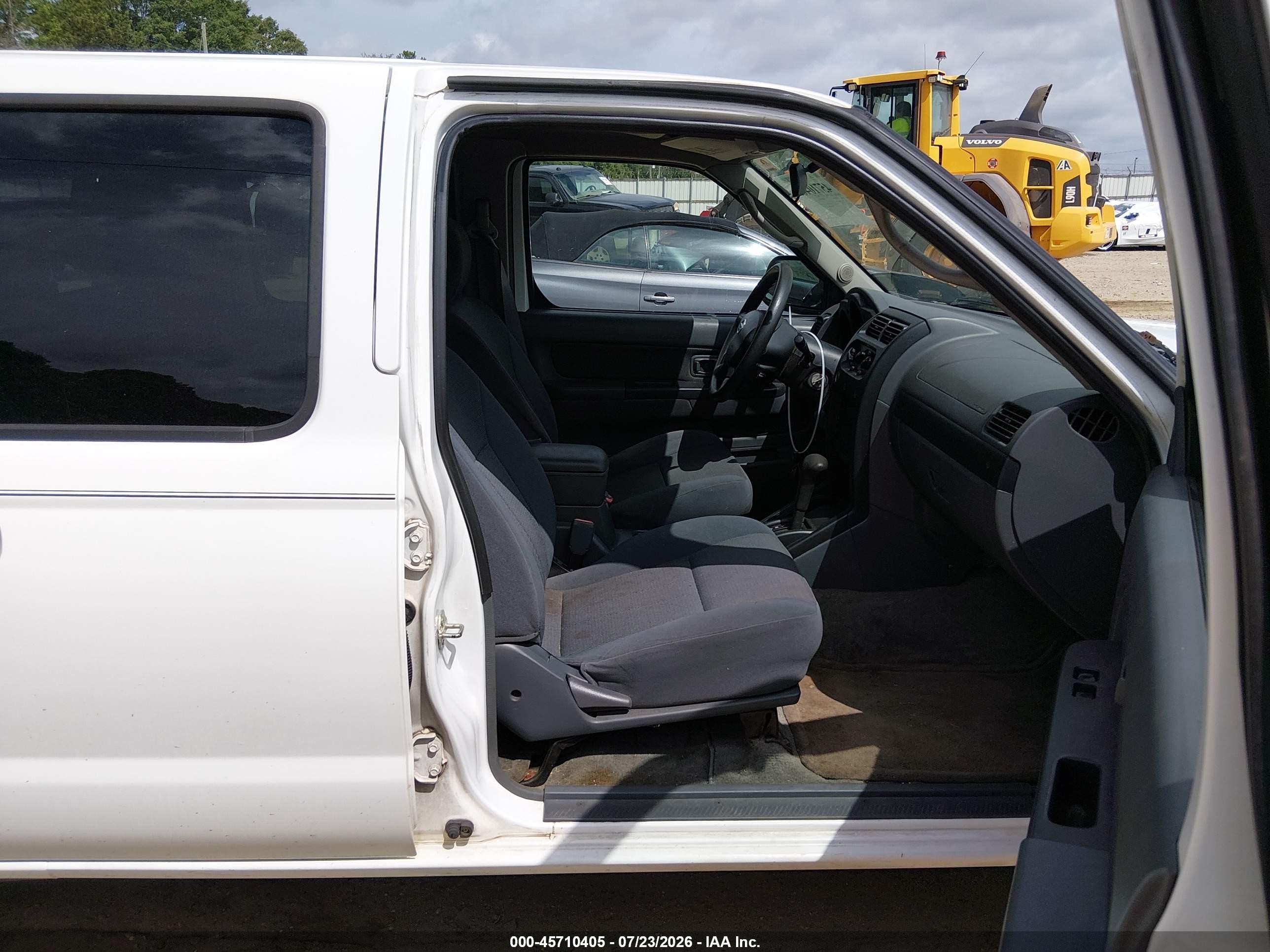 2004 Nissan Frontier Xe-v6 White vin: 1N6ED29X94C451242