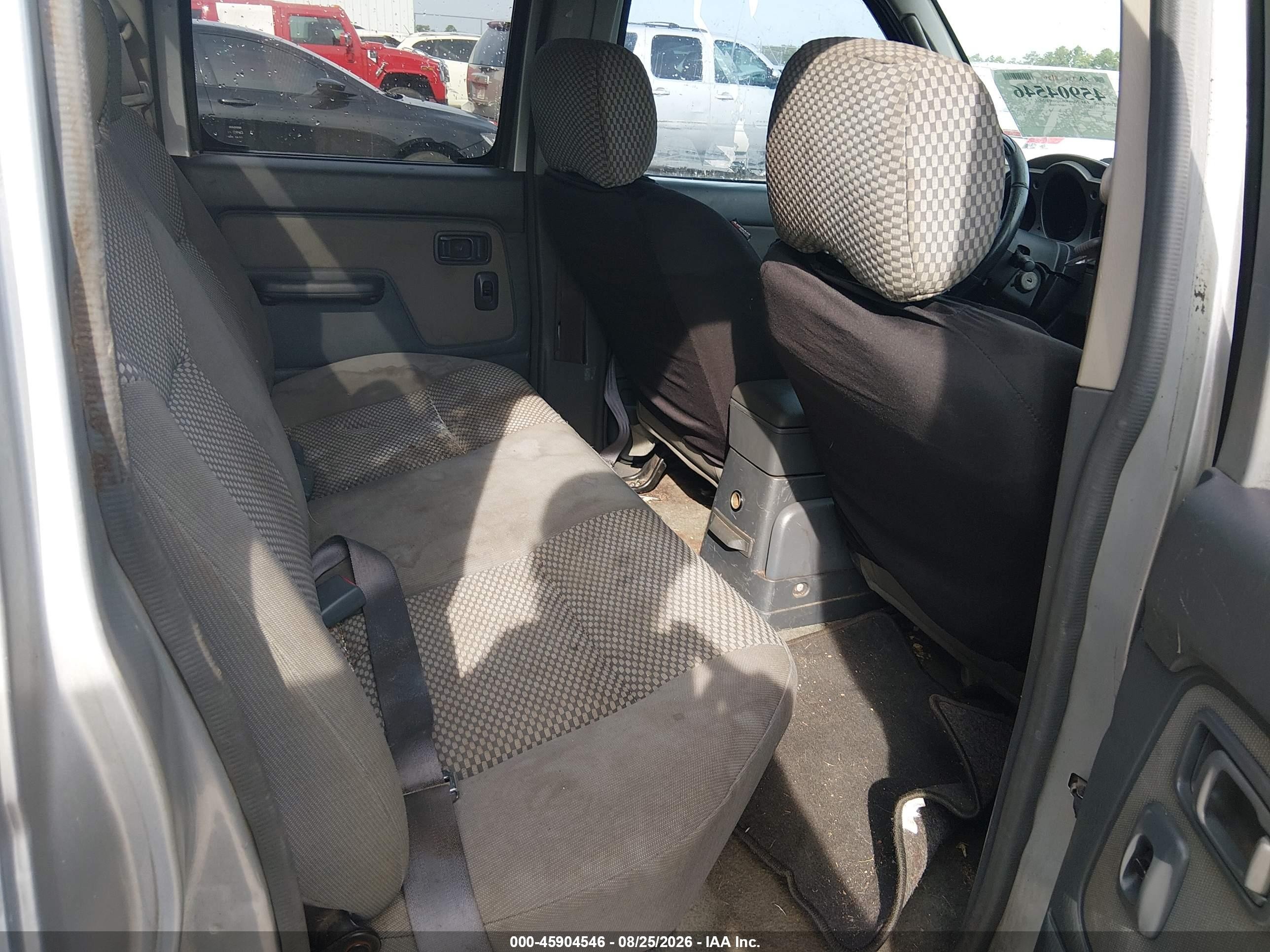2002 Nissan Frontier Se-v6 Silver vin: 1N6ED29XX2C312010