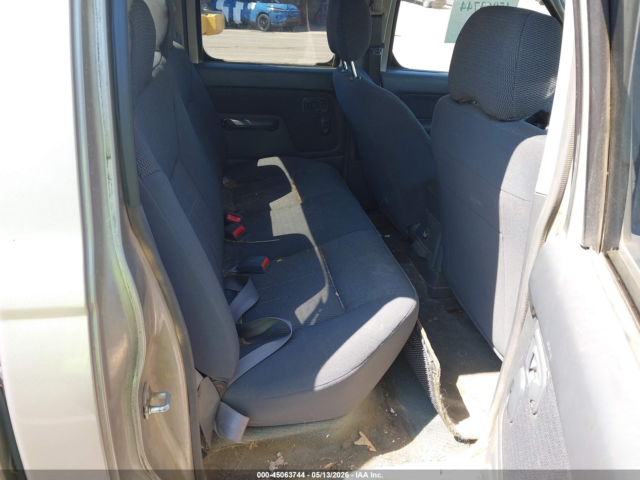2002 Nissan Frontier Xe-v6 Gray vin: 1N6ED29Y52C340614