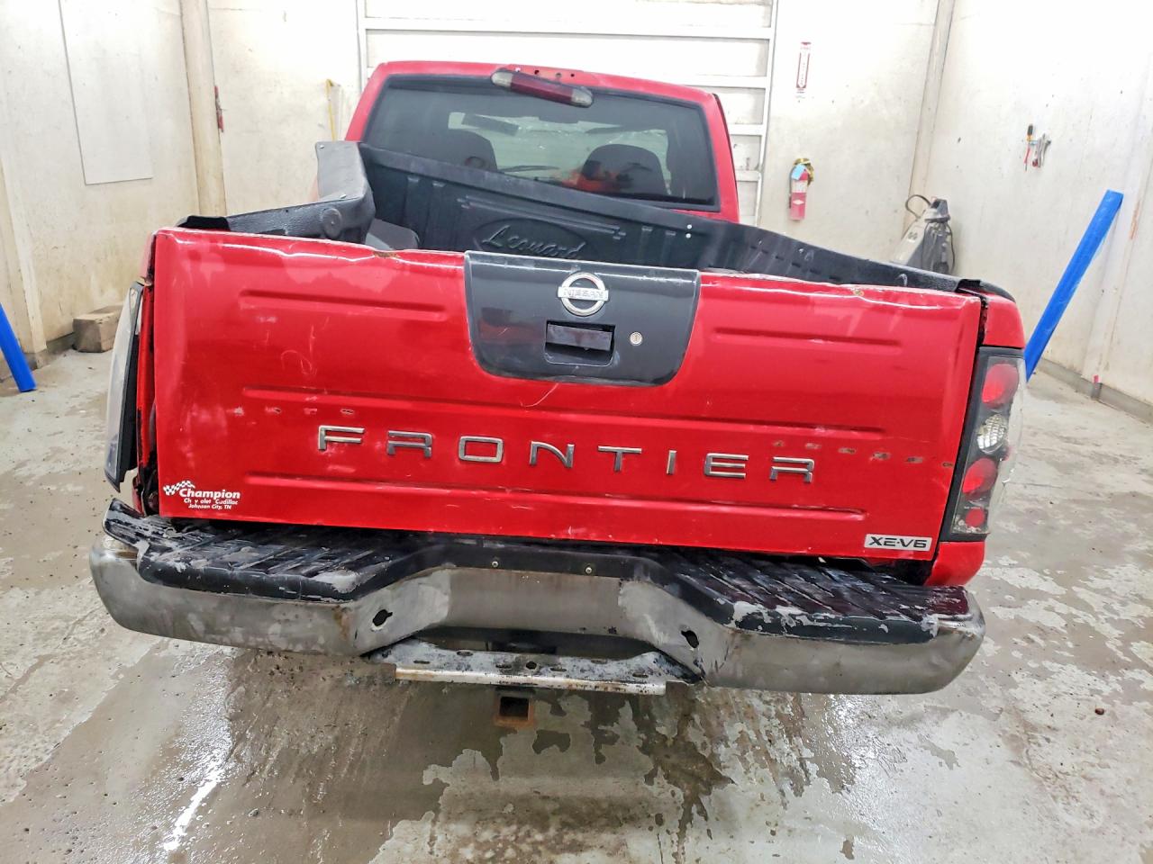 2002 Nissan Frontier Xe-v6 Red vin: 1N6ED29Y52C355047