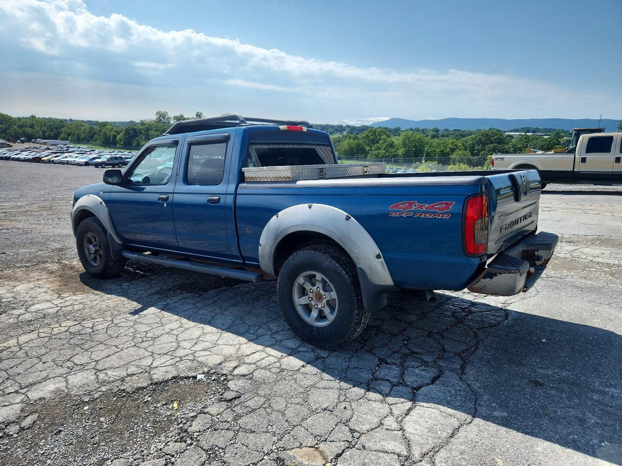 2002 Nissan Frontier Xe-v6 Blue vin: 1N6ED29Y82C364227