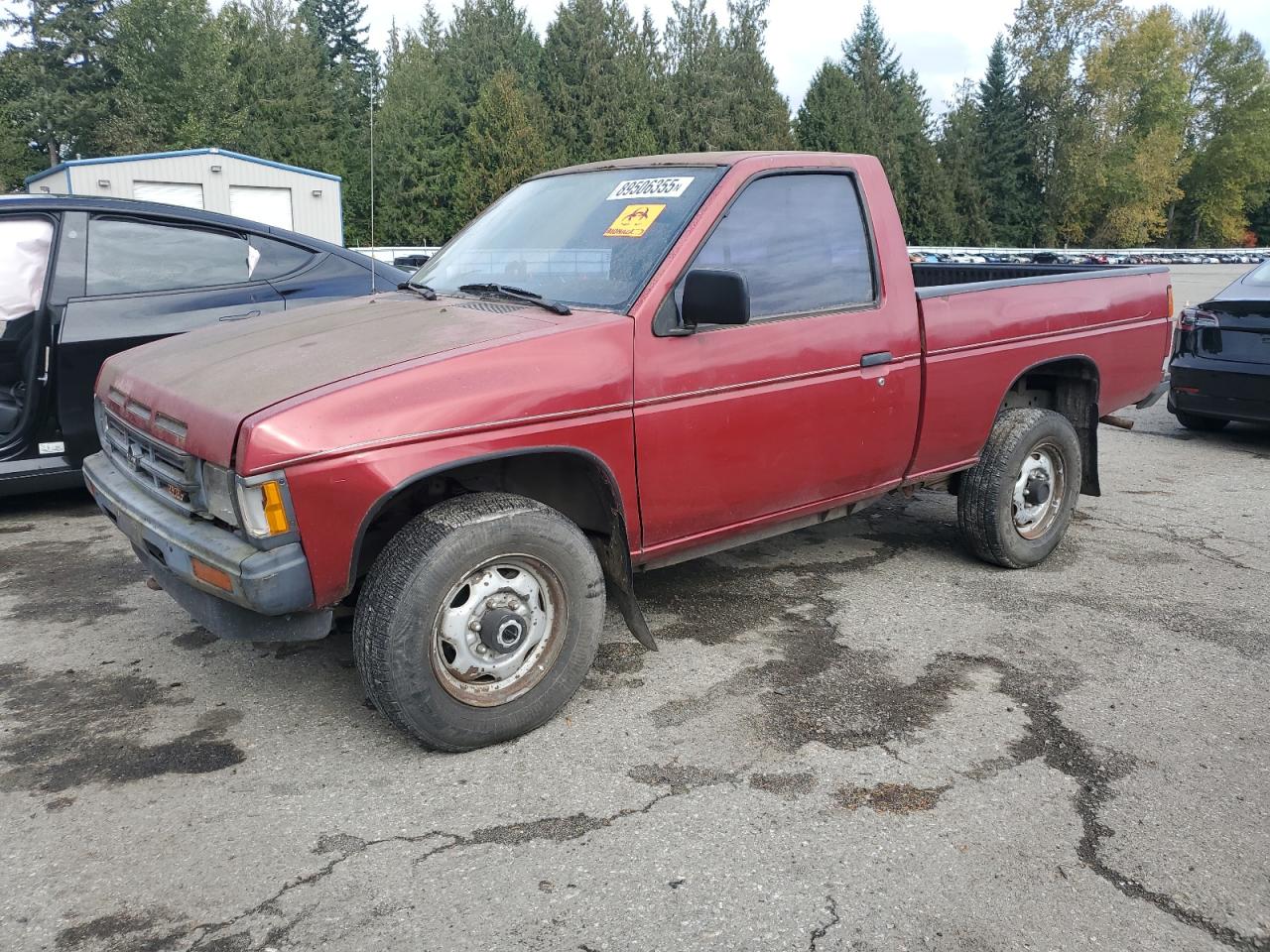 1990 Nissan D21 Short Bed Burgundy vin: 1N6HD11Y8LC366791