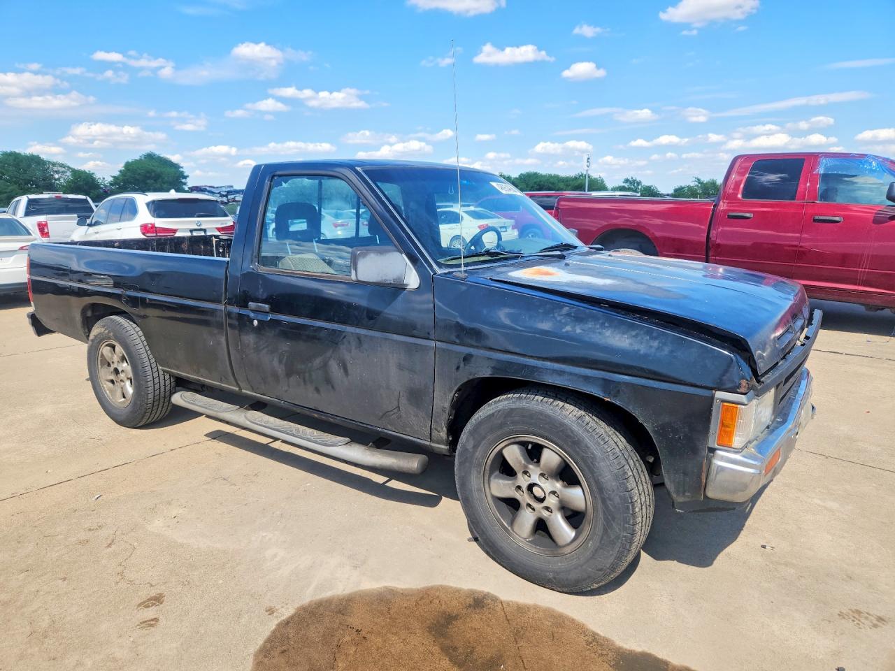 1989 Niss Truck Black vin: 1N6HD12H3KC331685