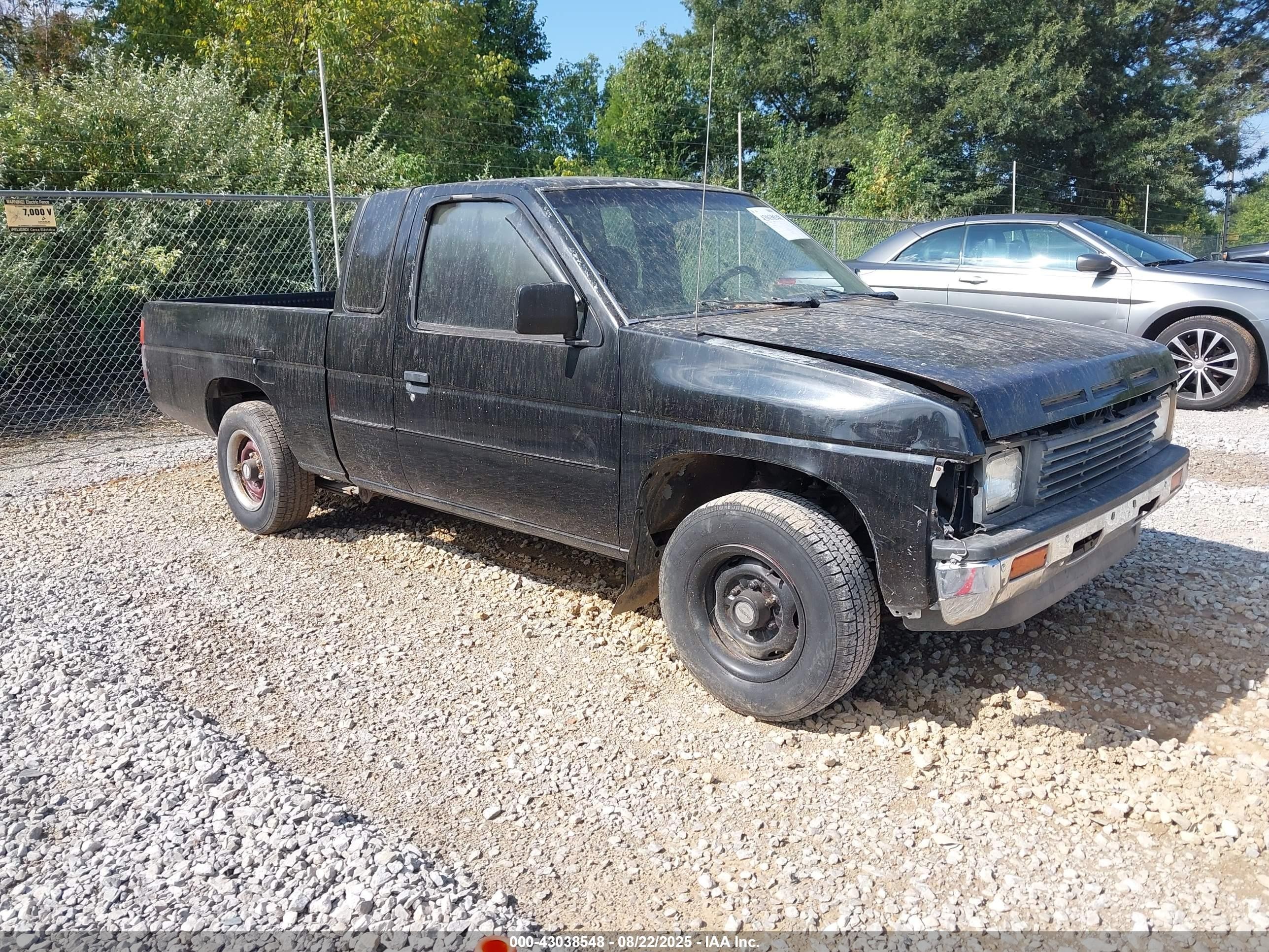 1987 Nissan D21 King Cab Black vin: 1N6HD16S3HC385597
