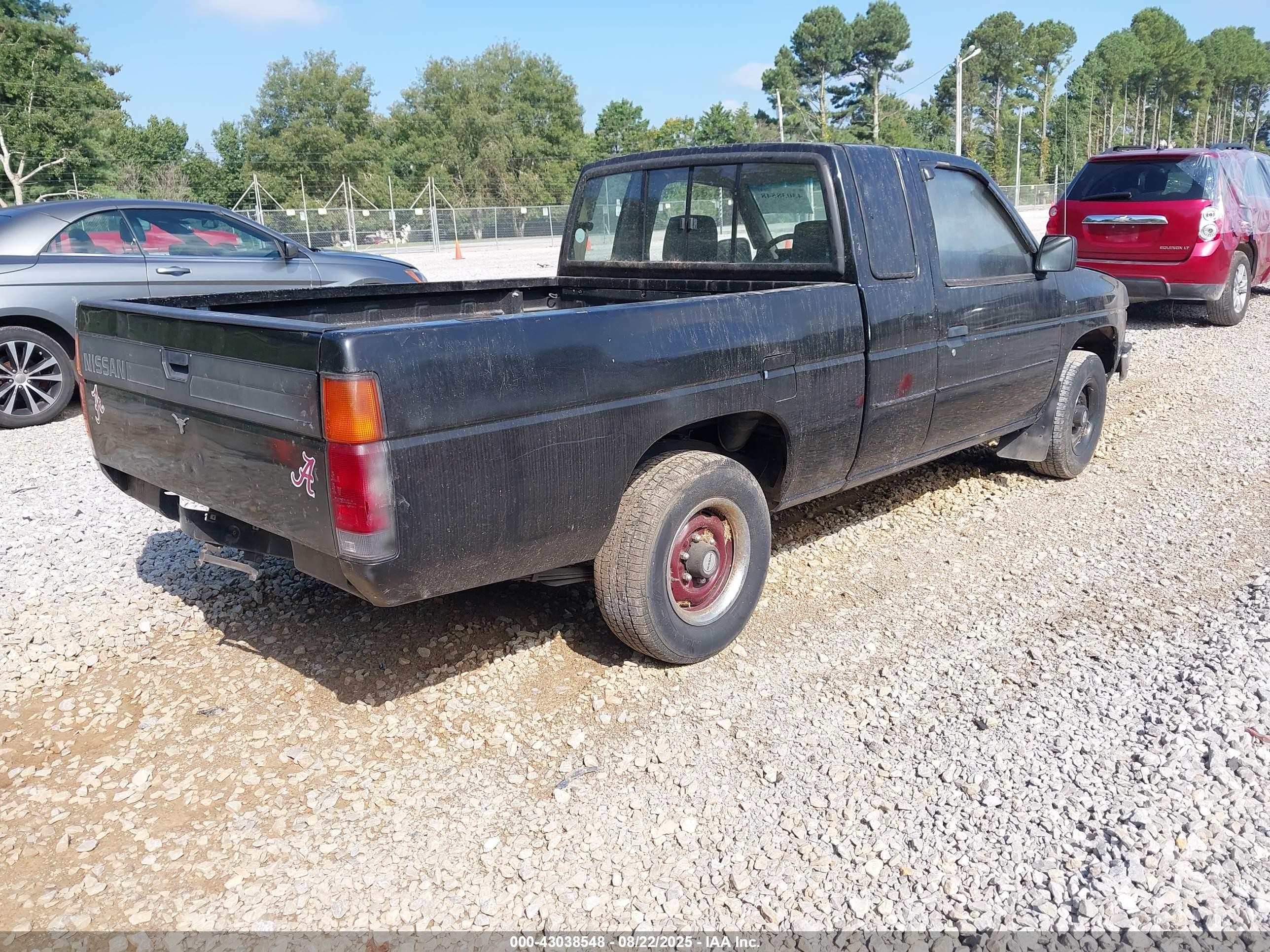 1987 Nissan D21 King Cab Black vin: 1N6HD16S3HC385597