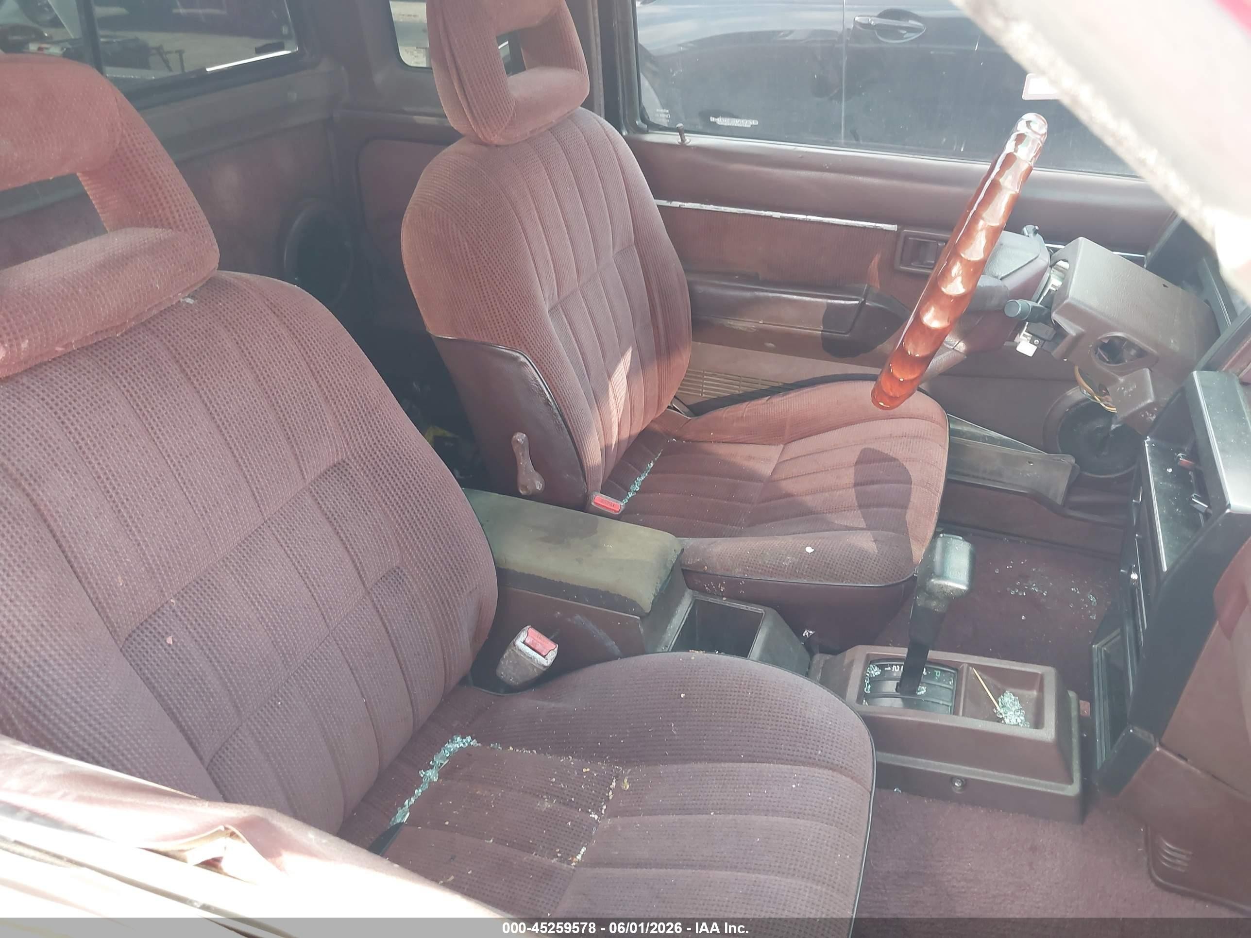 1993 Nissan Truck King Cab Se Красный vin: 1N6HD16S3PC392659