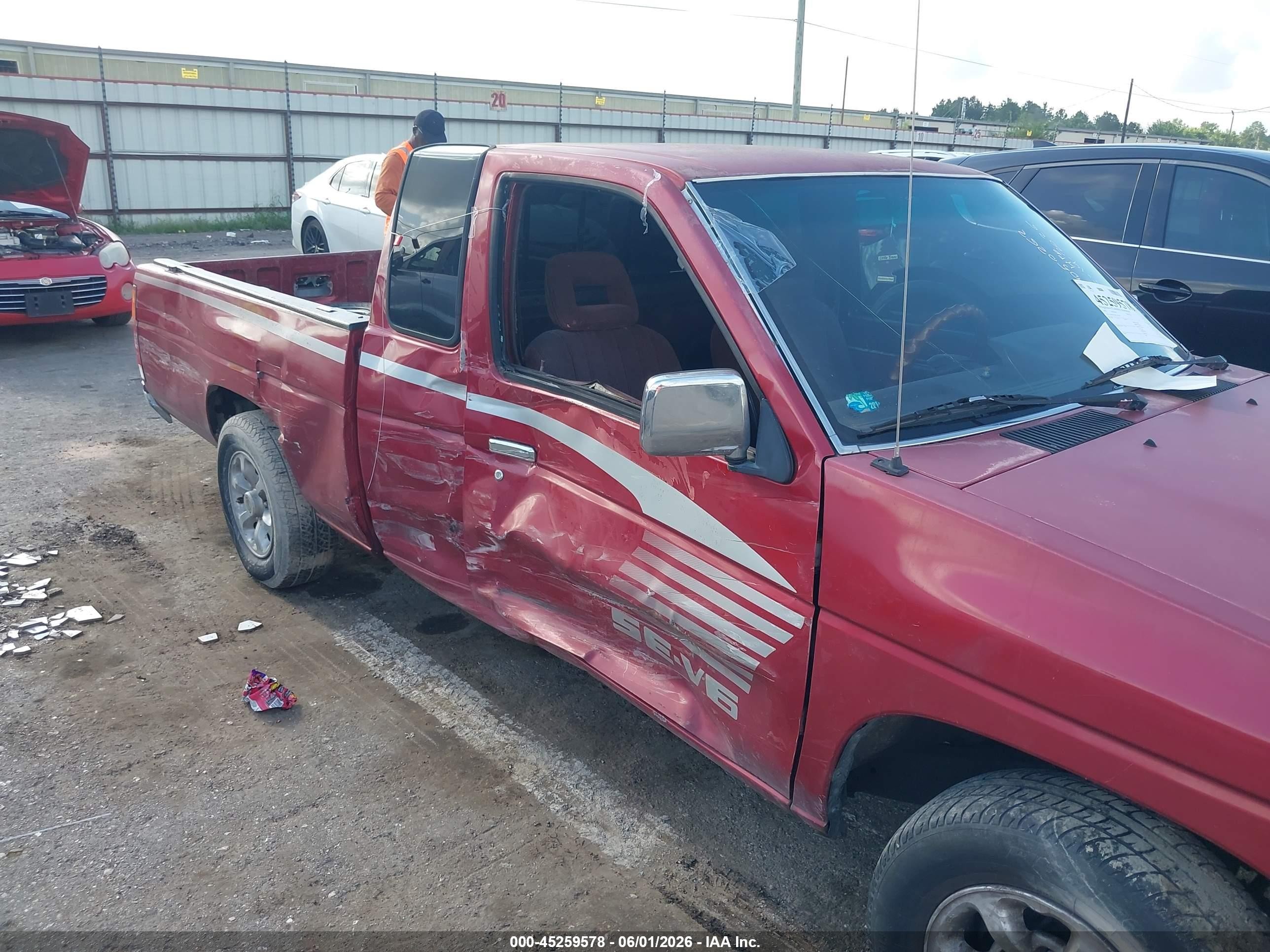 1993 Nissan Truck King Cab Se Красный vin: 1N6HD16S3PC392659