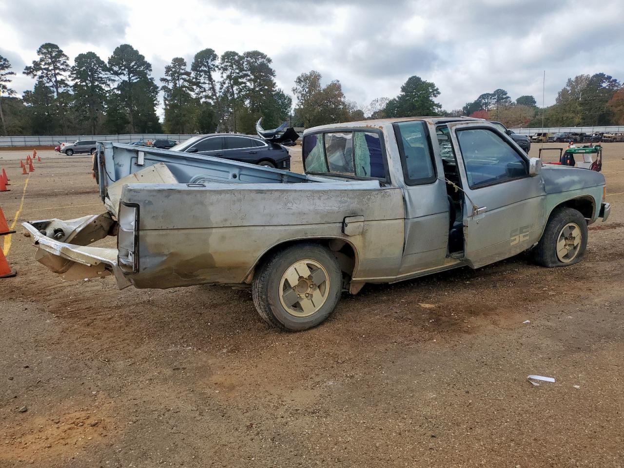 1991 Nissan Truck King Cab Se Silver vin: 1N6HD16SXMC333605