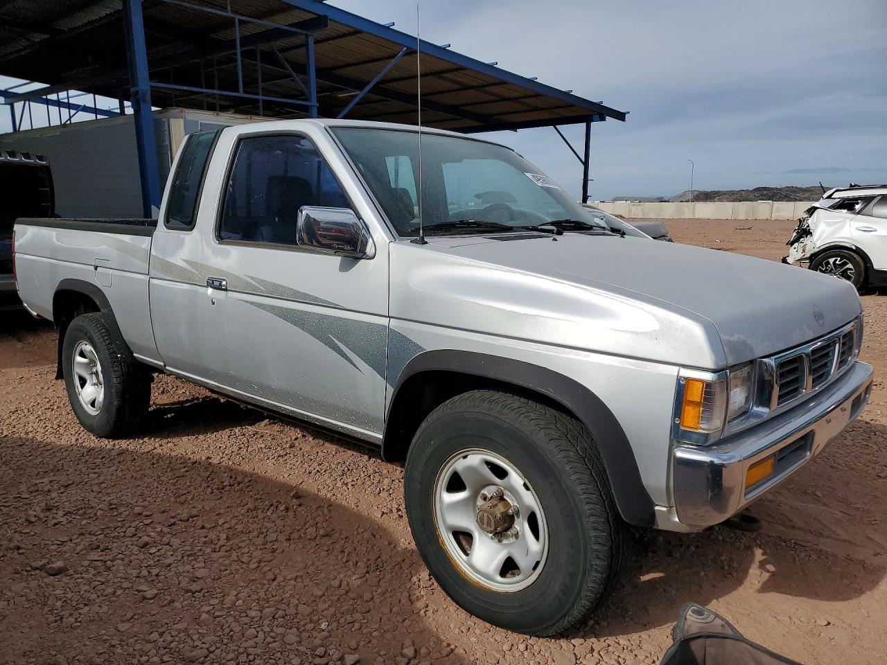 1994 Niss Truck Xe V6 Tan vin: 1N6HD16Y0RC344351