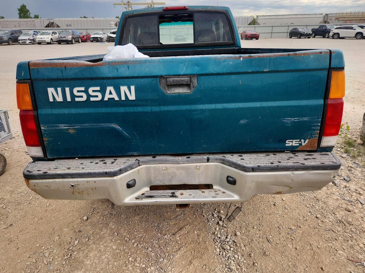 1995 Nissan Truck Xe V6 Green vin: 1N6HD16Y1SC309694
