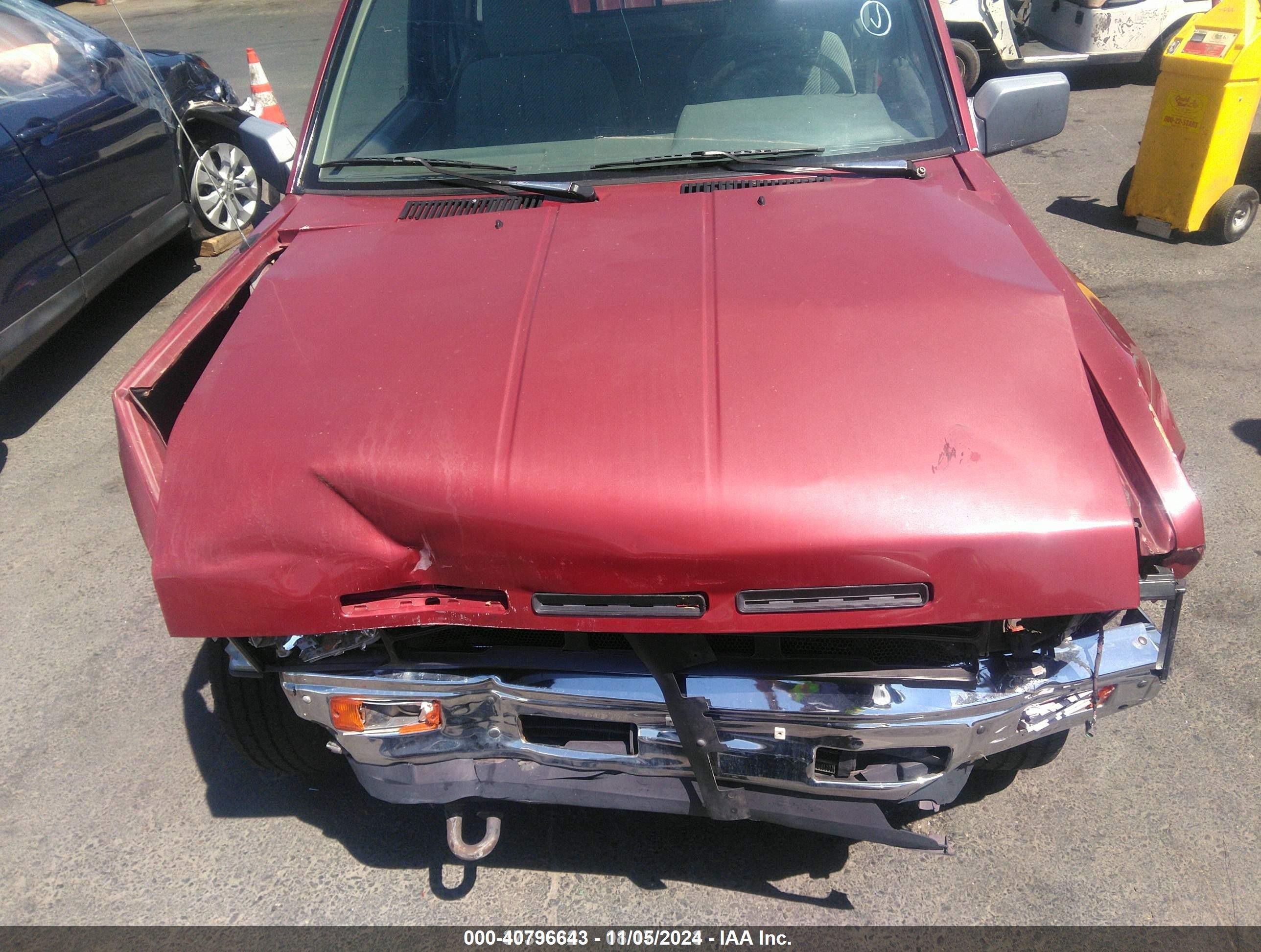 1988 Nissan D21 King Cab Red vin: 1N6HD16Y2JC400083
