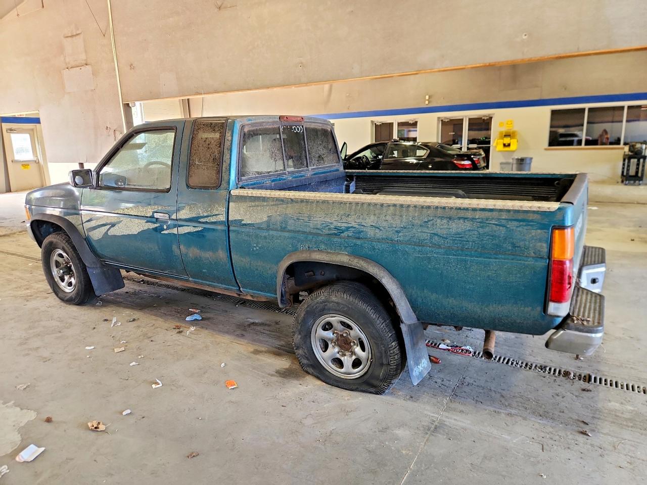 1995 Nissan Truck Xe V6 Green vin: 1N6HD16Y6SC458747