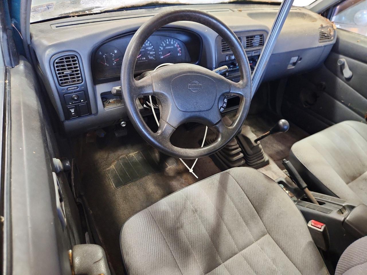 1995 Nissan Truck Xe V6 Green vin: 1N6HD16Y6SC458747