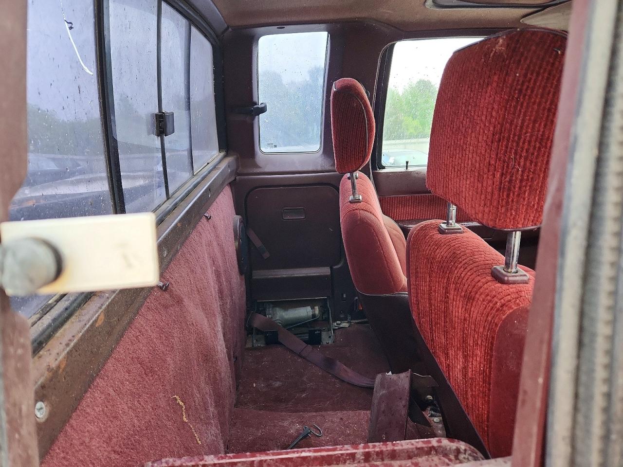 1991 Nissan Truck King Cab Red vin: 1N6HD16Y7MC402691