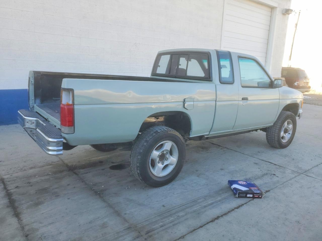 1987 Nissan D21 King Cab Gray vin: 1N6HD16Y8HC382943