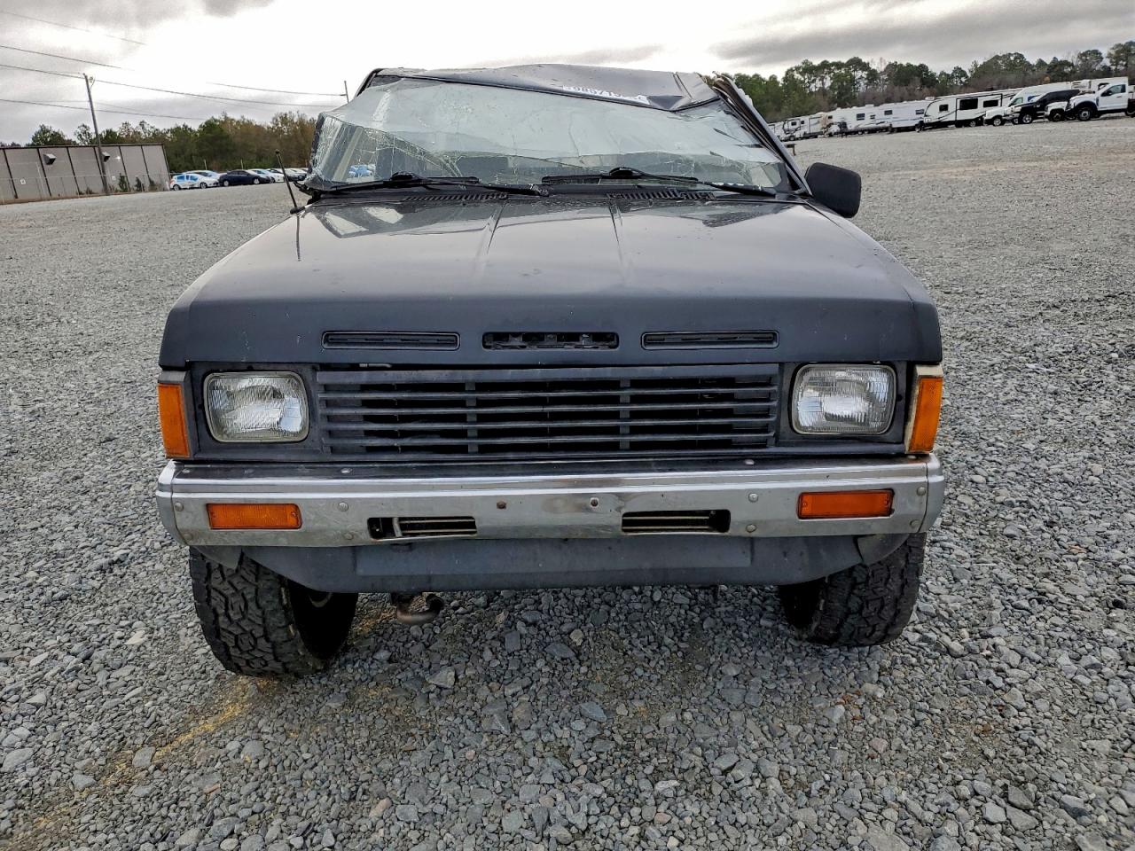 1986 Niss D21 King Cab Black vin: 1N6HD16Y9GC377474