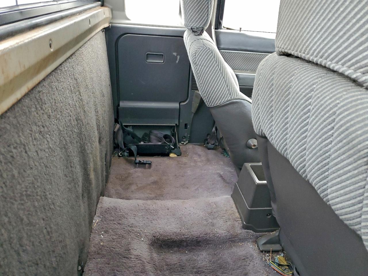 1986 Niss D21 King Cab Black vin: 1N6HD16Y9GC377474