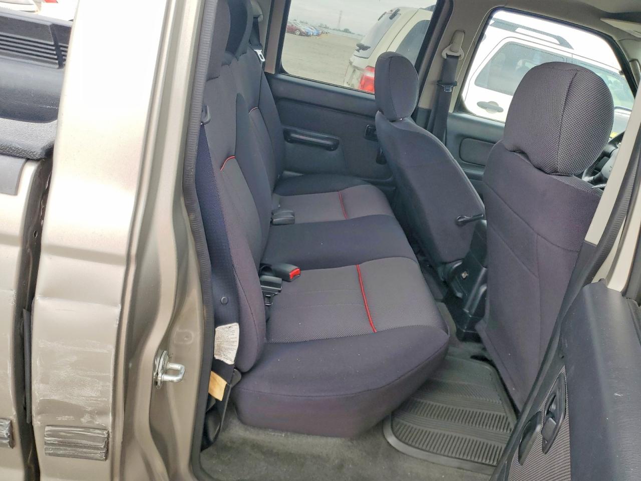 2004 Nissan Frontier Crew Cab Sc Beige vin: 1N6MD29X54C405161
