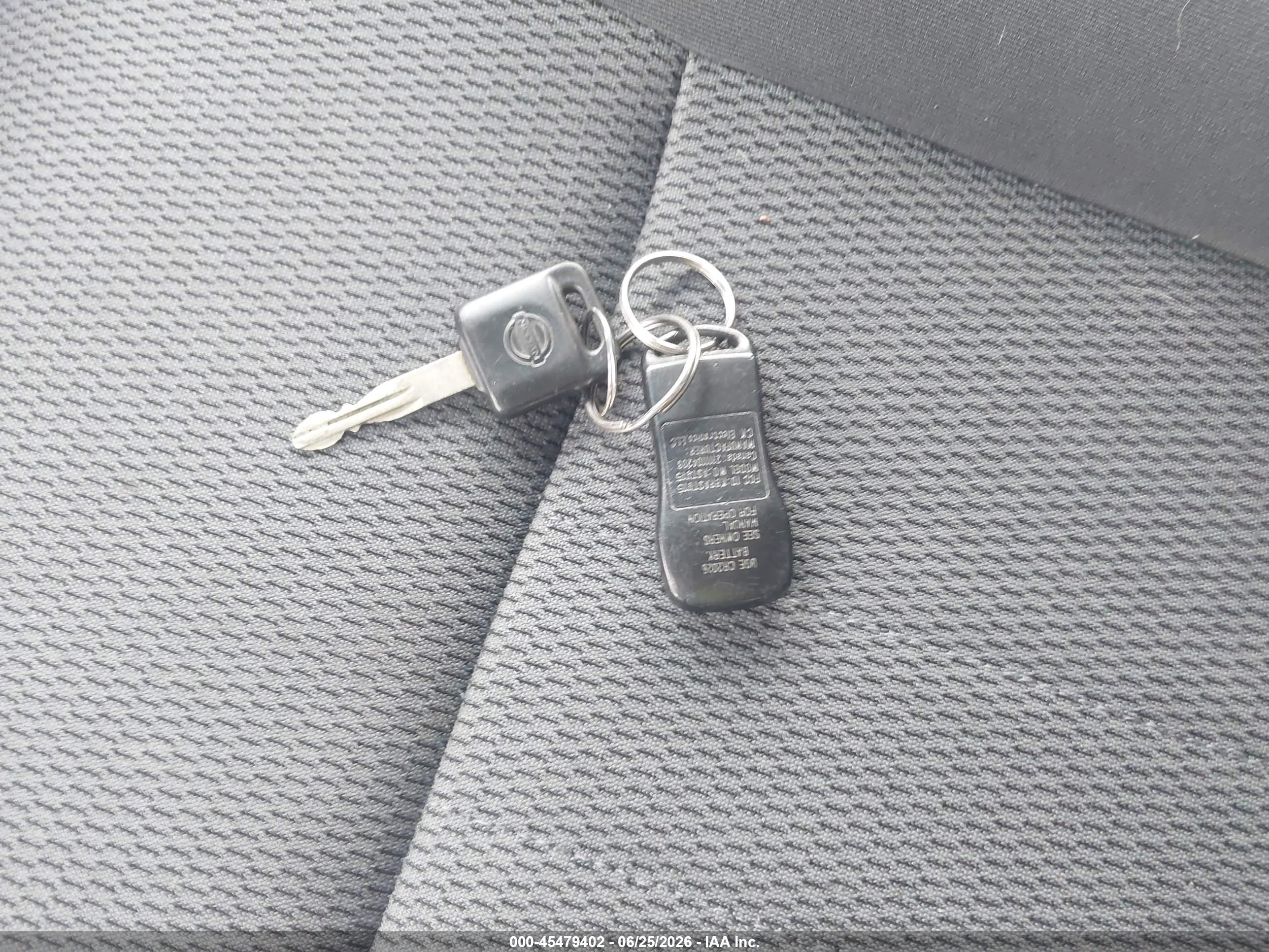 2004 Nissan Frontier Sc-v6 Silver vin: 1N6MD29Y34C407418