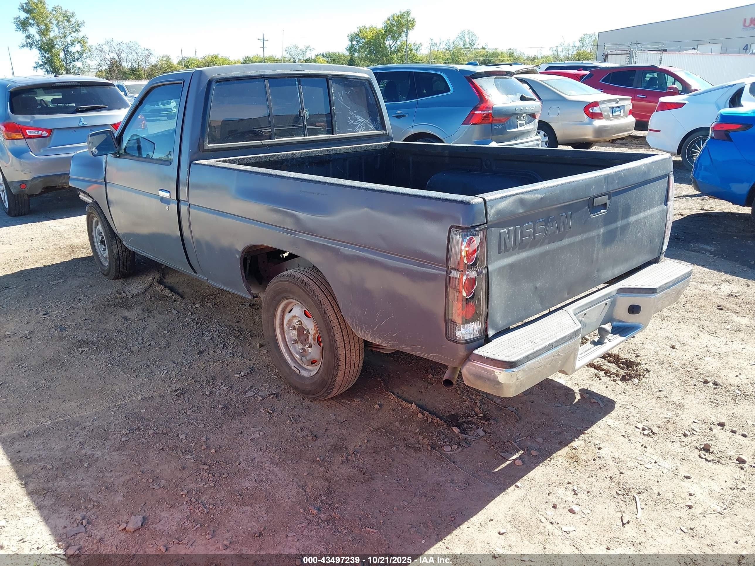 1988 Nissan D21 Short Bed Серый vin: 1N6ND11S1JC374453