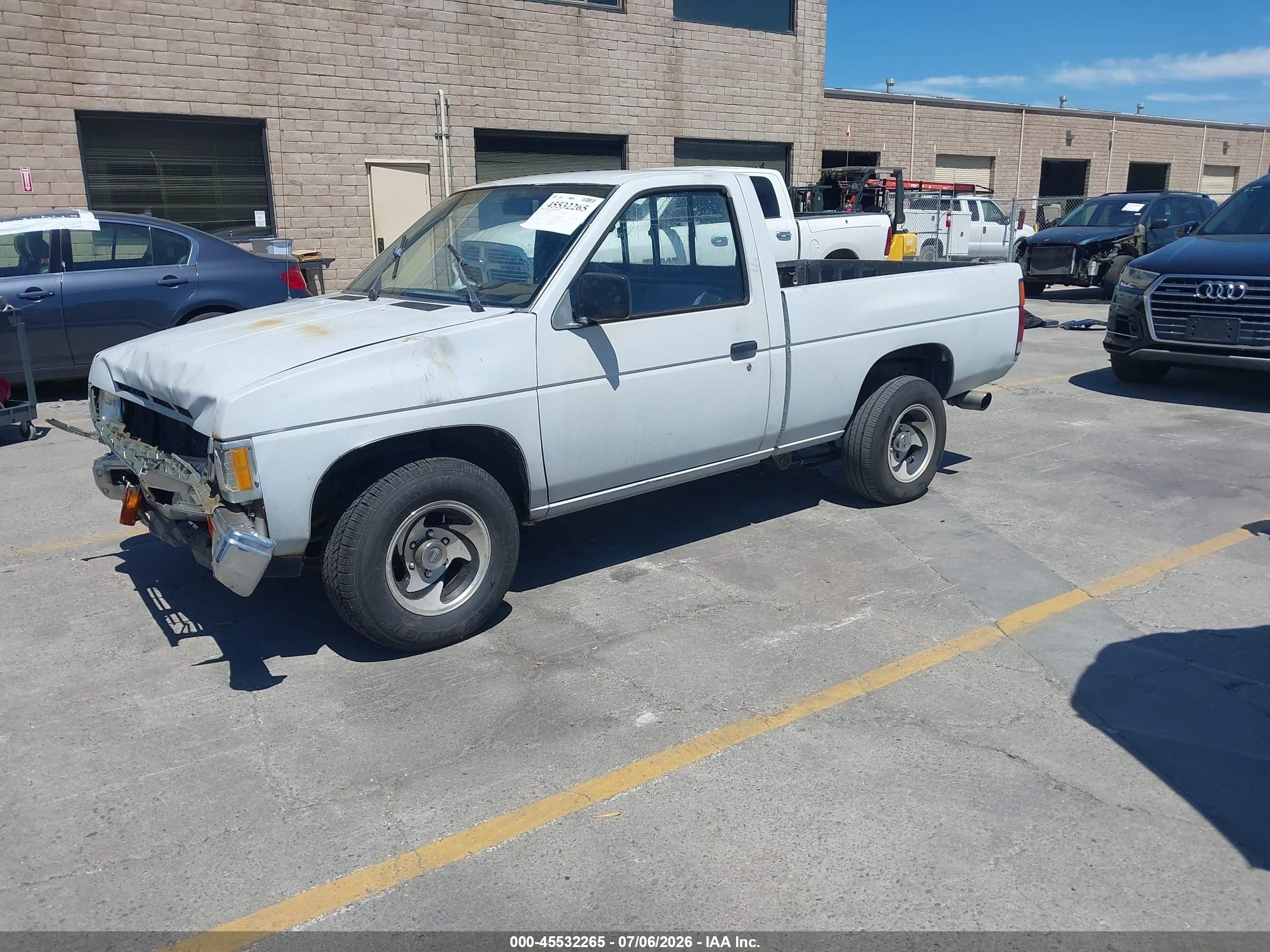 1988 Nissan D21 Short Bed White vin: 1N6ND11S2JC305867