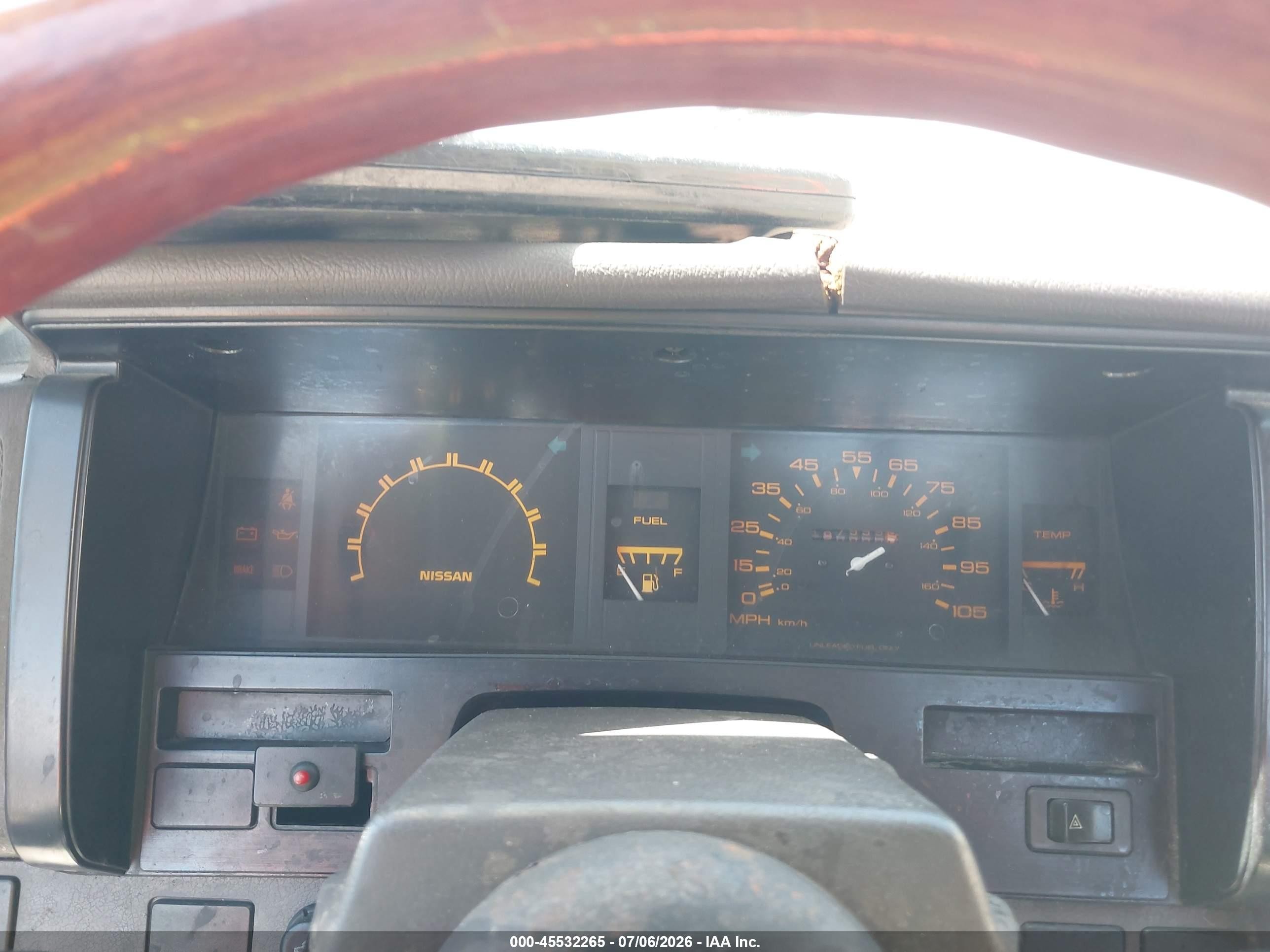 1988 Nissan D21 Short Bed White vin: 1N6ND11S2JC305867