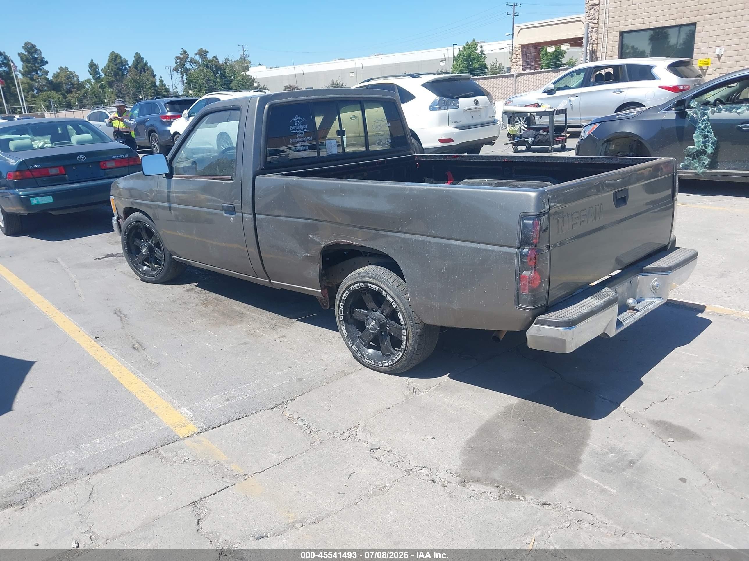 1989 Nissan D21 Short Bed Gray vin: 1N6ND11S2KC374110