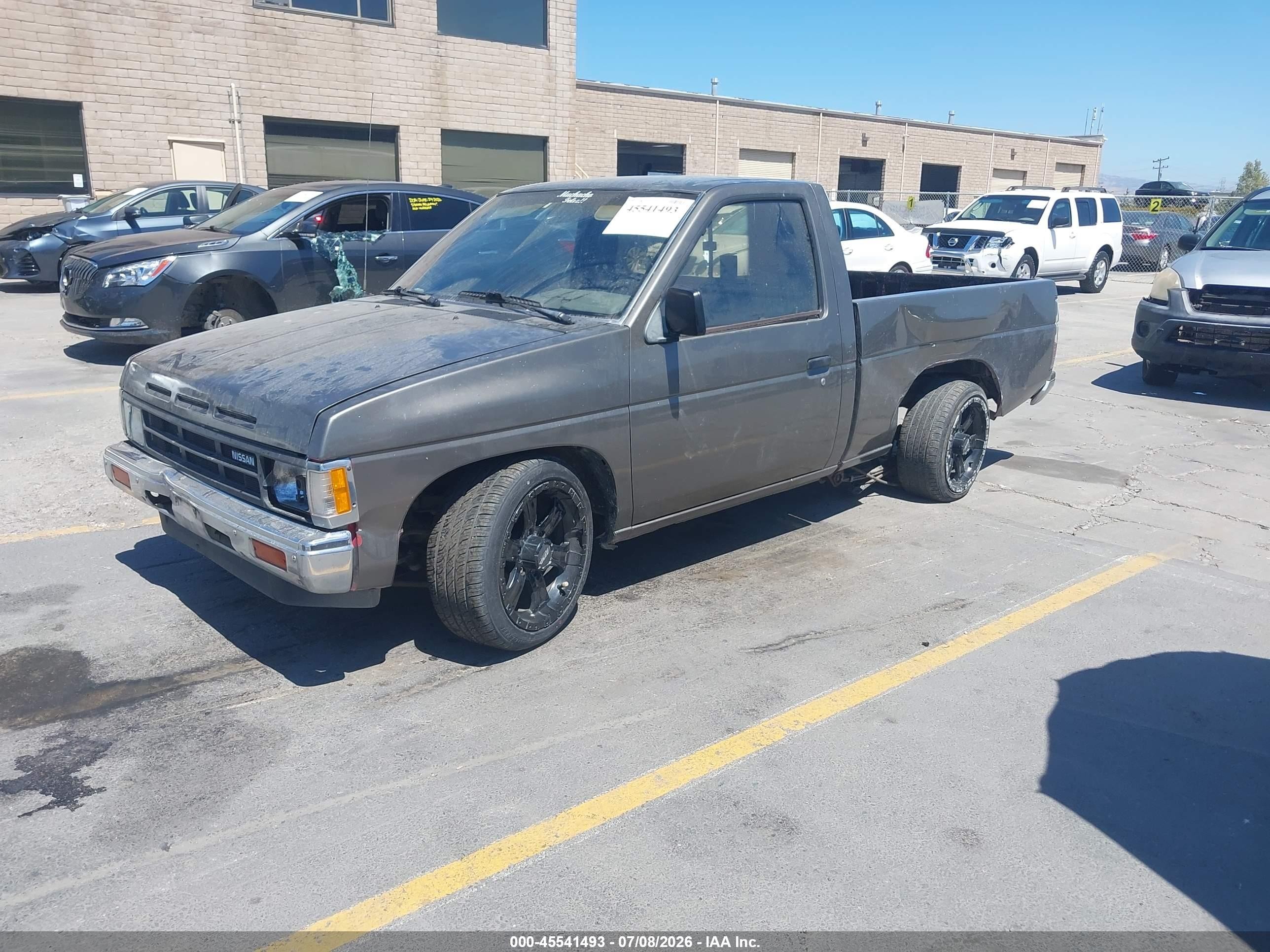 1989 Nissan D21 Short Bed Gray vin: 1N6ND11S2KC374110