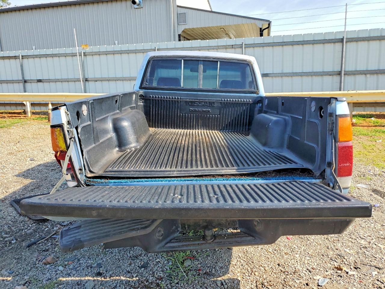 1986 Nissan D21 Short Bed Blue vin: 1N6ND11S3GC378867