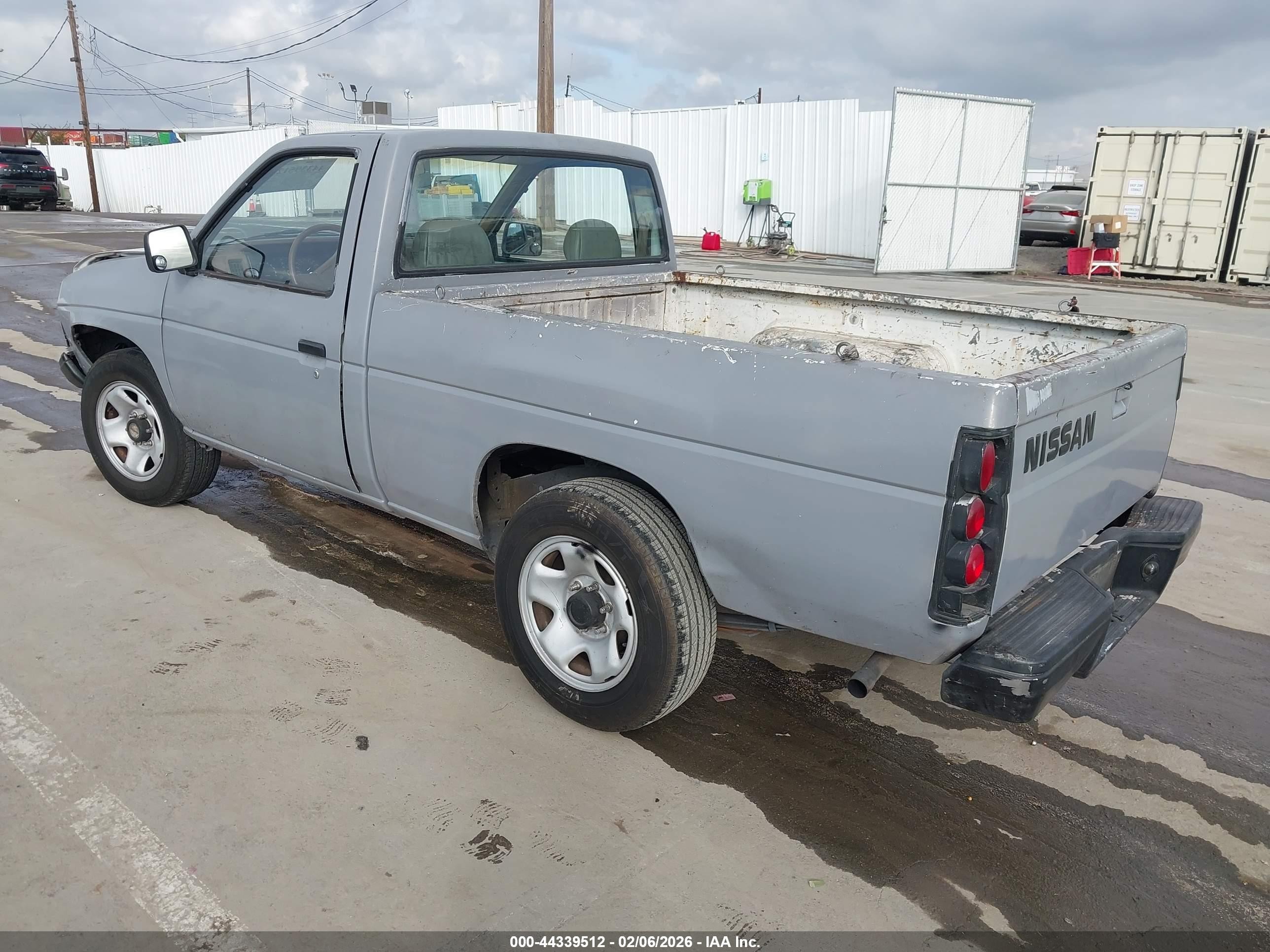 1988 Nissan D21 Short Bed Gray vin: 1N6ND11S4JC304705