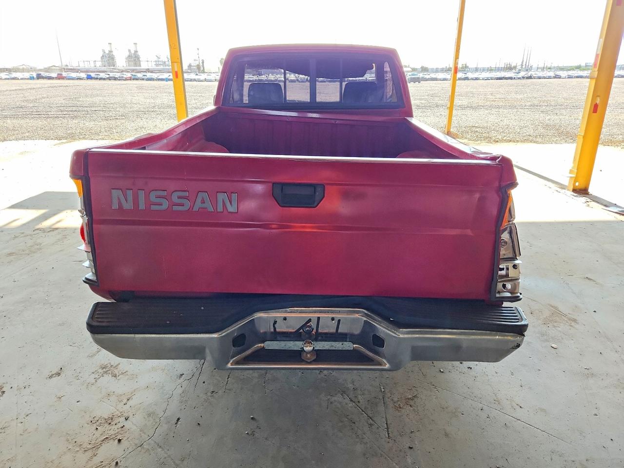 1989 Nissan D21 Short Bed Red vin: 1N6ND11S5KC300115