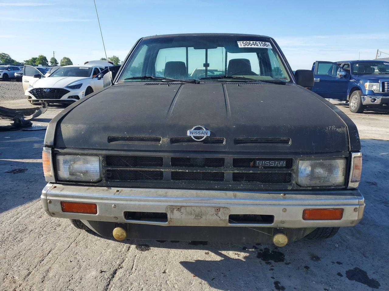 1989 Nissan D21 Short Bed Black vin: 1N6ND11S5KC368186