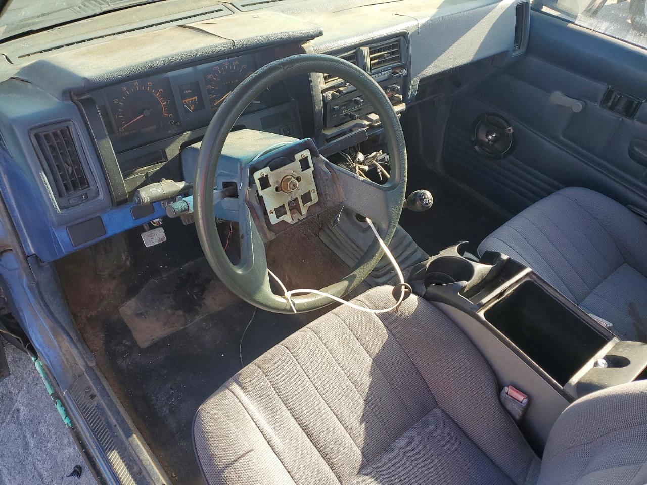 1989 Nissan D21 Short Bed Black vin: 1N6ND11S5KC368186
