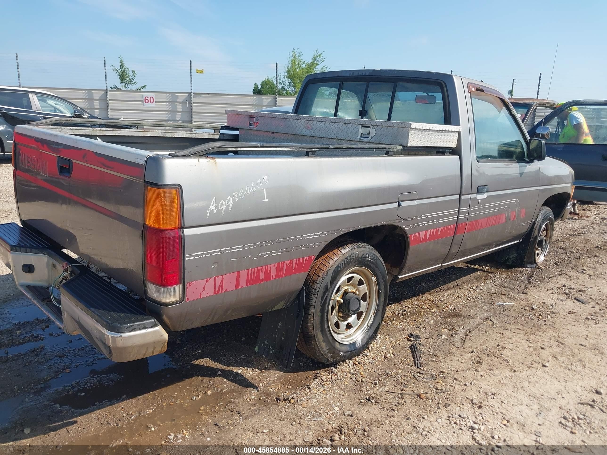 1989 Nissan D21 Short Bed Gray vin: 1N6ND11S8KC360213