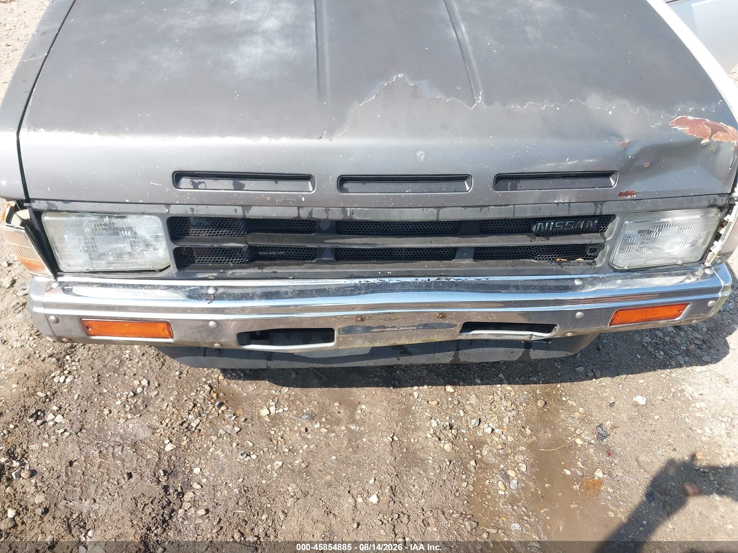 1989 Nissan D21 Short Bed Gray vin: 1N6ND11S8KC360213