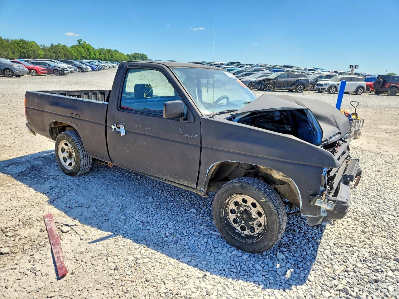 1989 Nissan D21 Short Bed Black vin: 1N6ND11S8KC419759