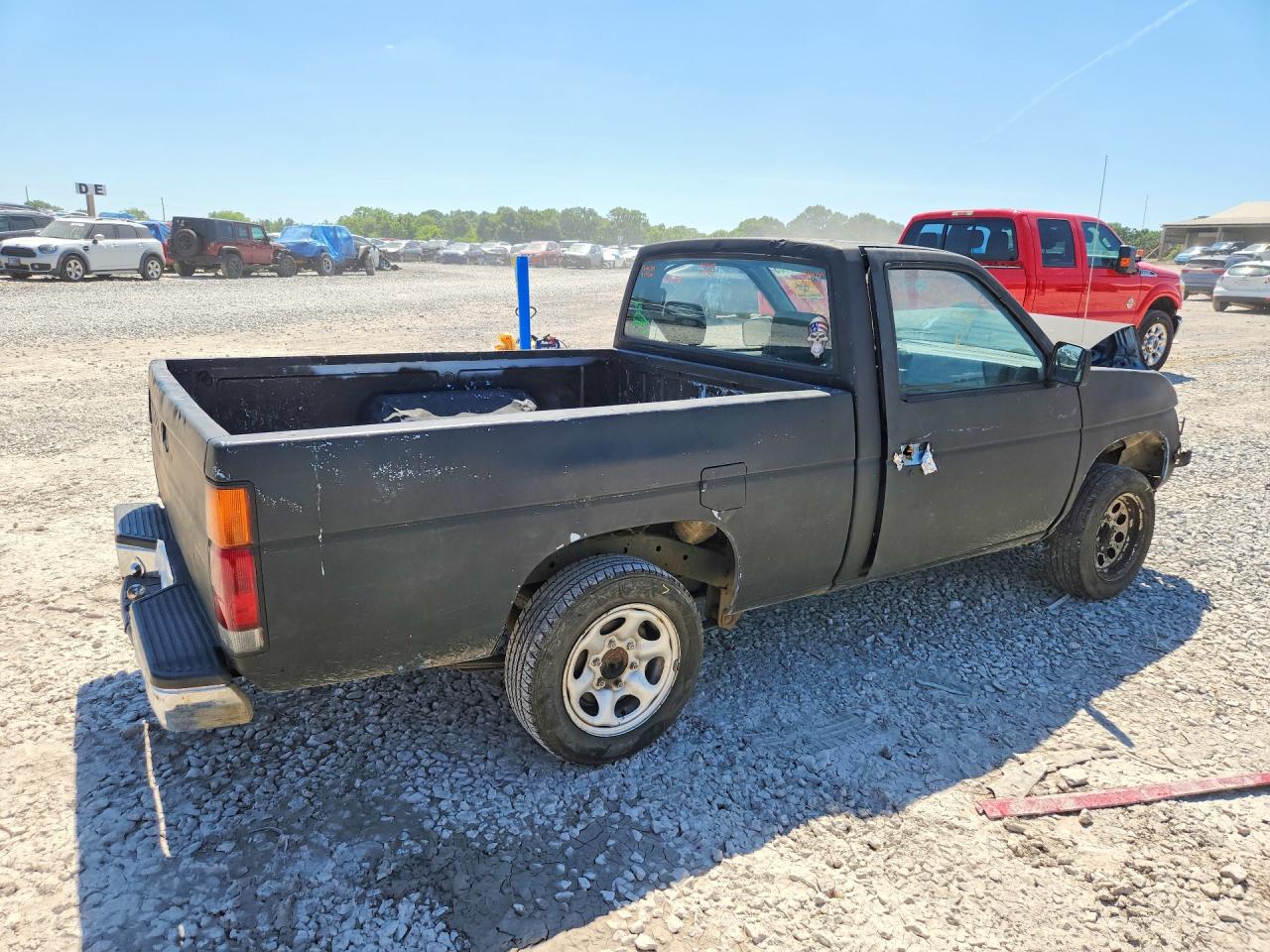 1989 Nissan D21 Short Bed Black vin: 1N6ND11S8KC419759