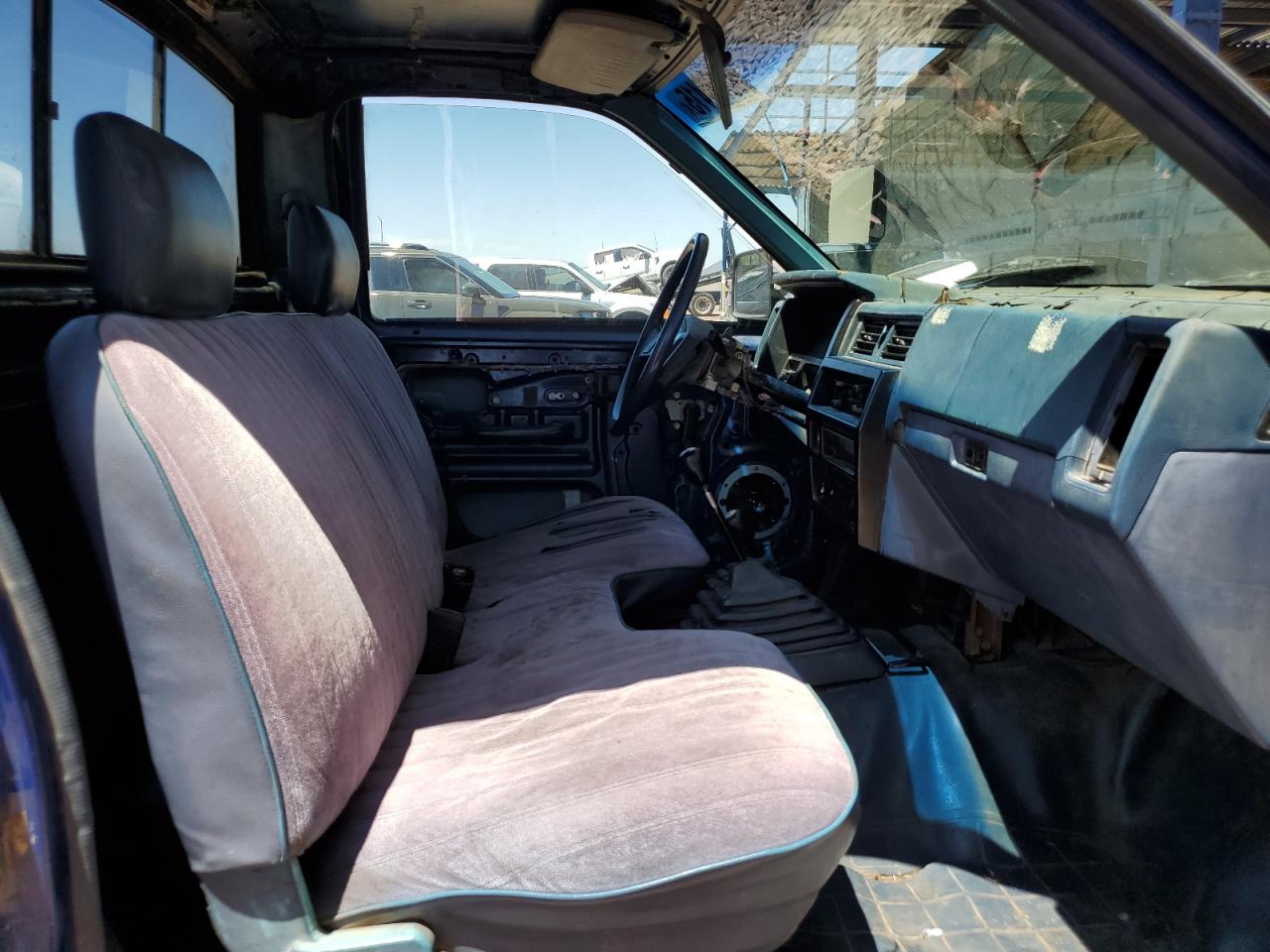 1987 Nissan D21 Short Bed   Blue vin: 1N6ND11Y5HC306798